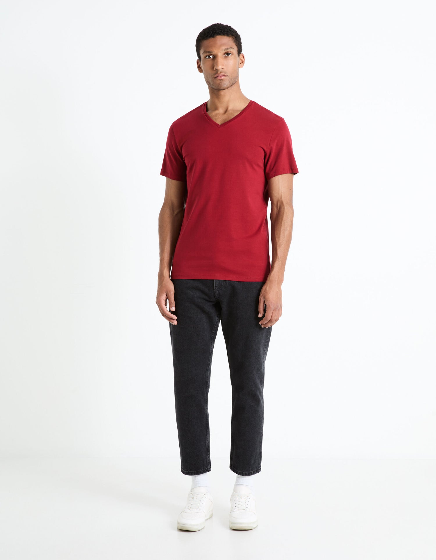 Stretch Cotton V-Neck T-Shirt_NEUNIV_BURGUNDY_03