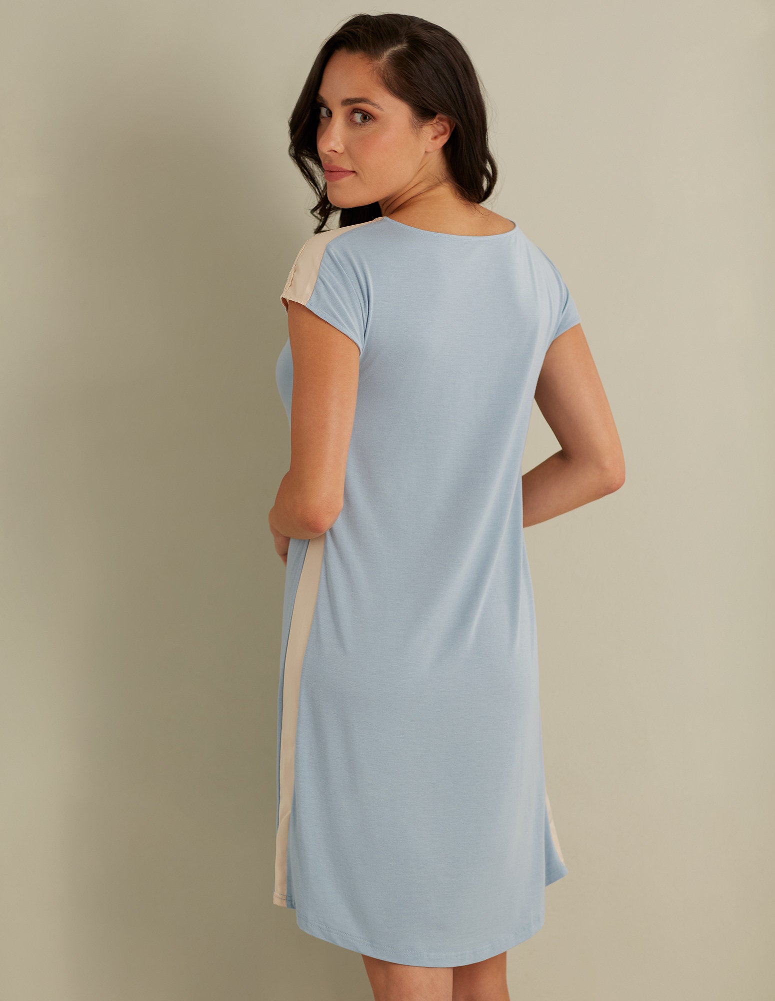 Magnolia Sleeveless Slip Dress_PCCD163002_038_03