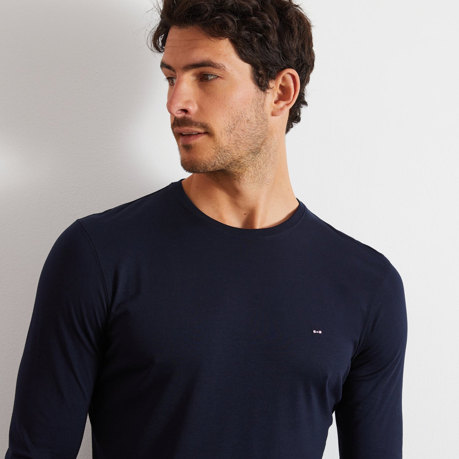 Long Sleeved Navy Blue Cotton T-Shirt_PPKNITLE0007_BLF_06