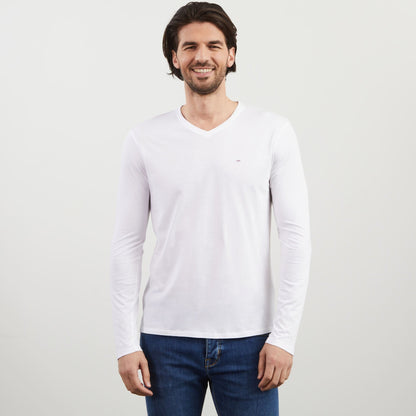 Long Sleeved White V Neck T-Shirt_PPKNITLE0008_BC_01