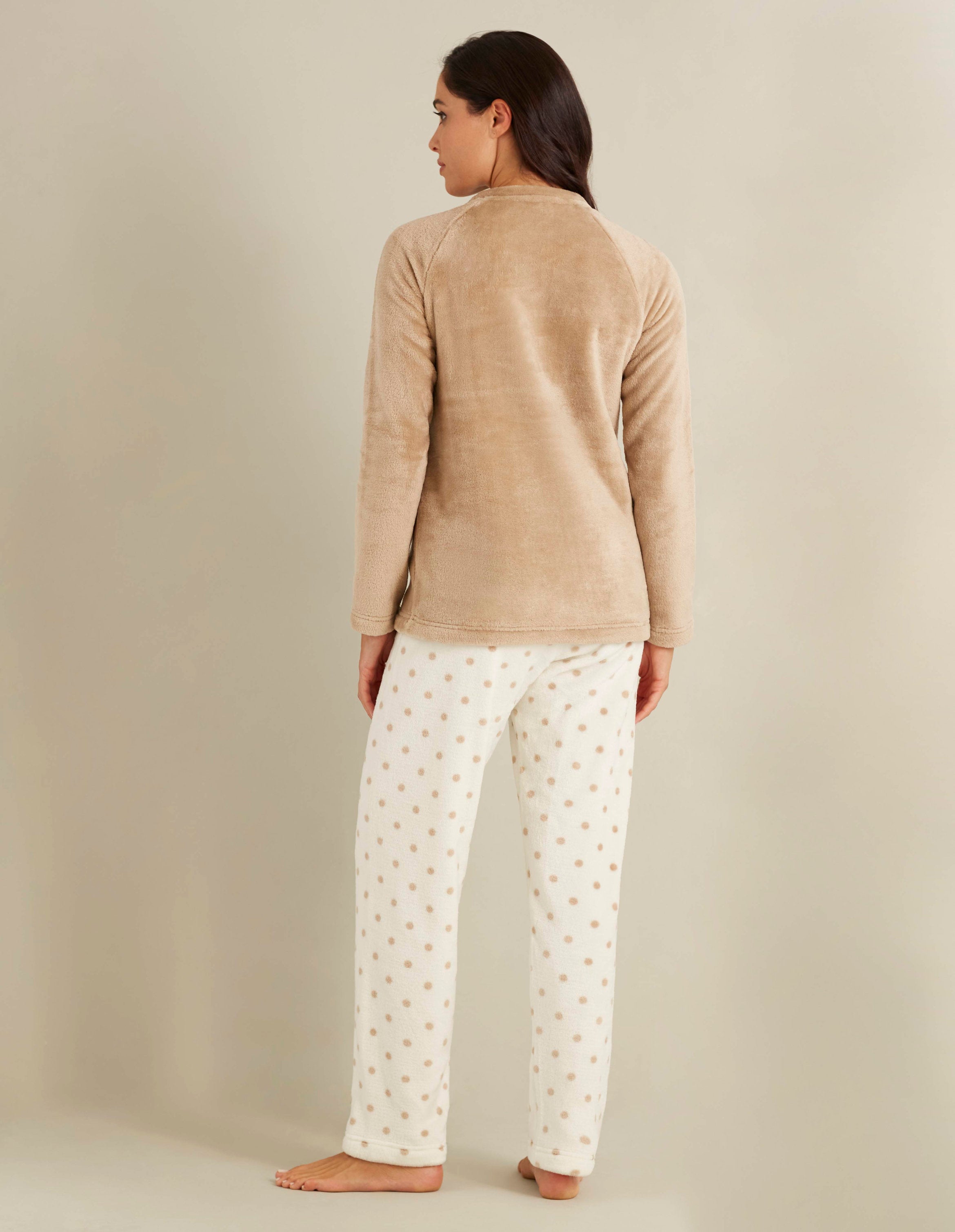 Beige Pyjamas_PPLD163009_030_03