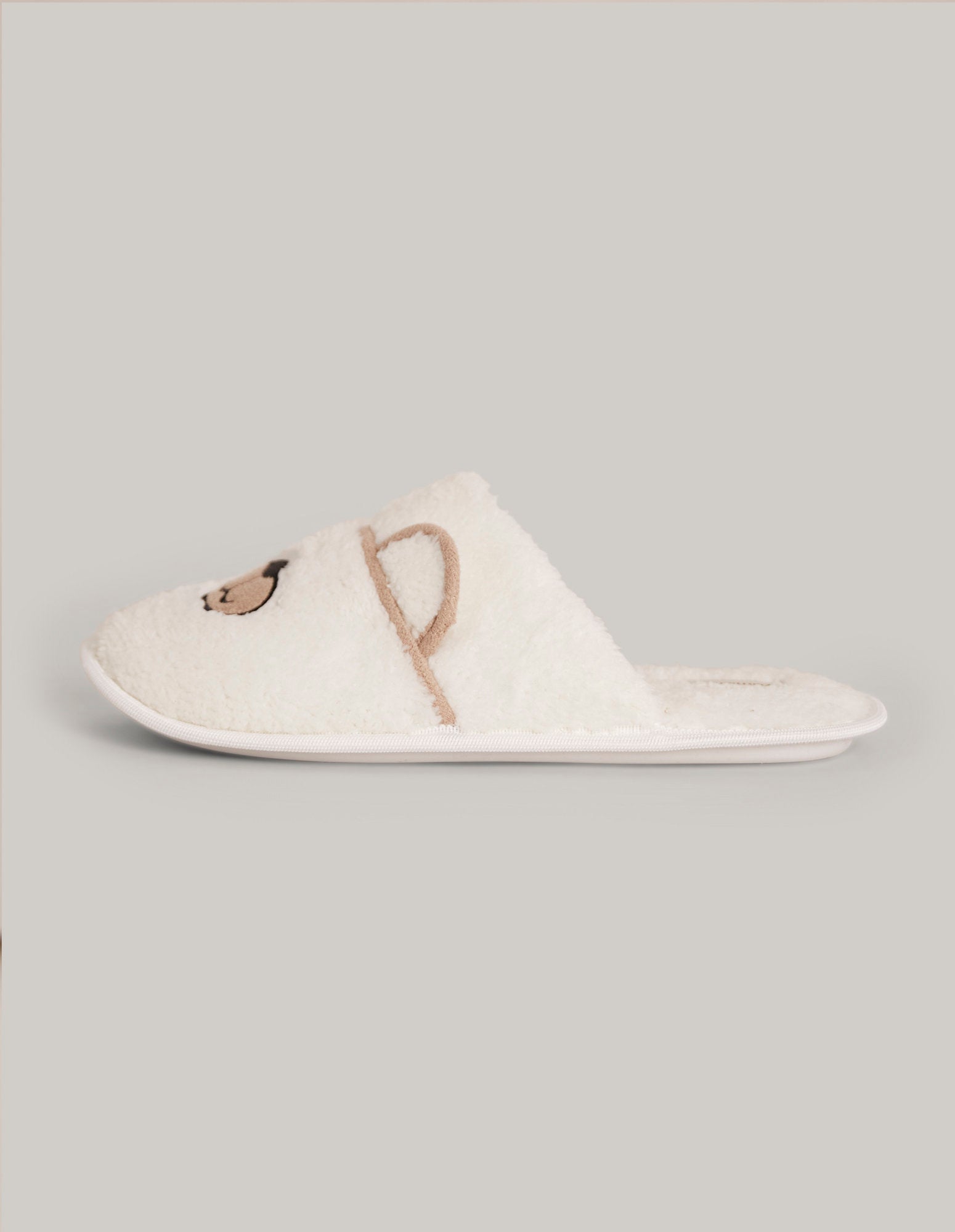 White Slippers_SPFD163010_244_07