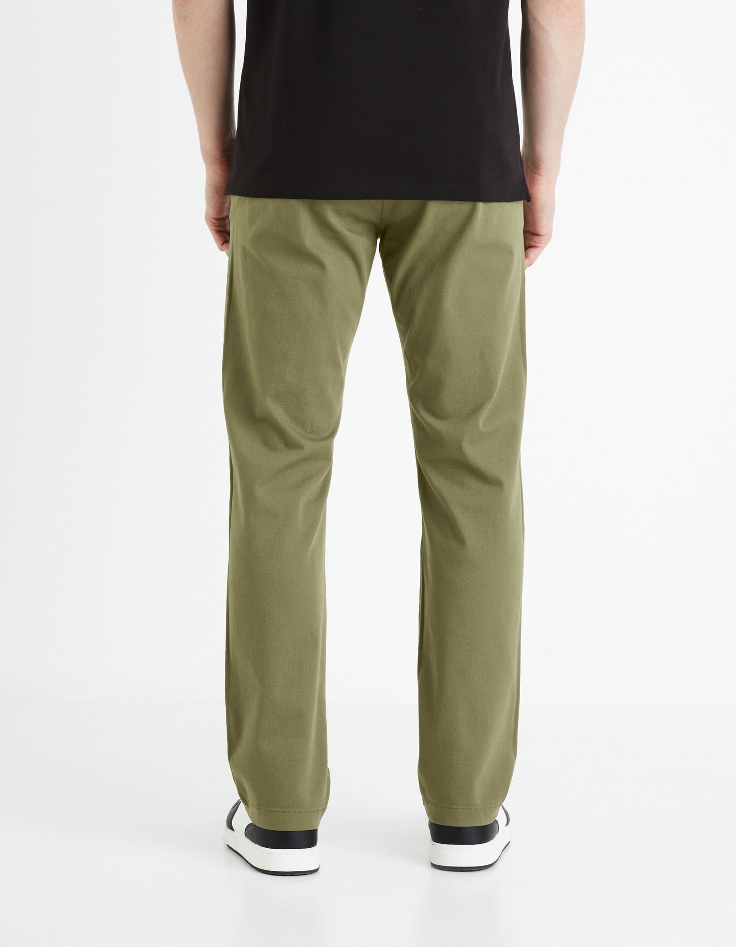 Straight Chino Pants_TOHENRI_KHAKI_04