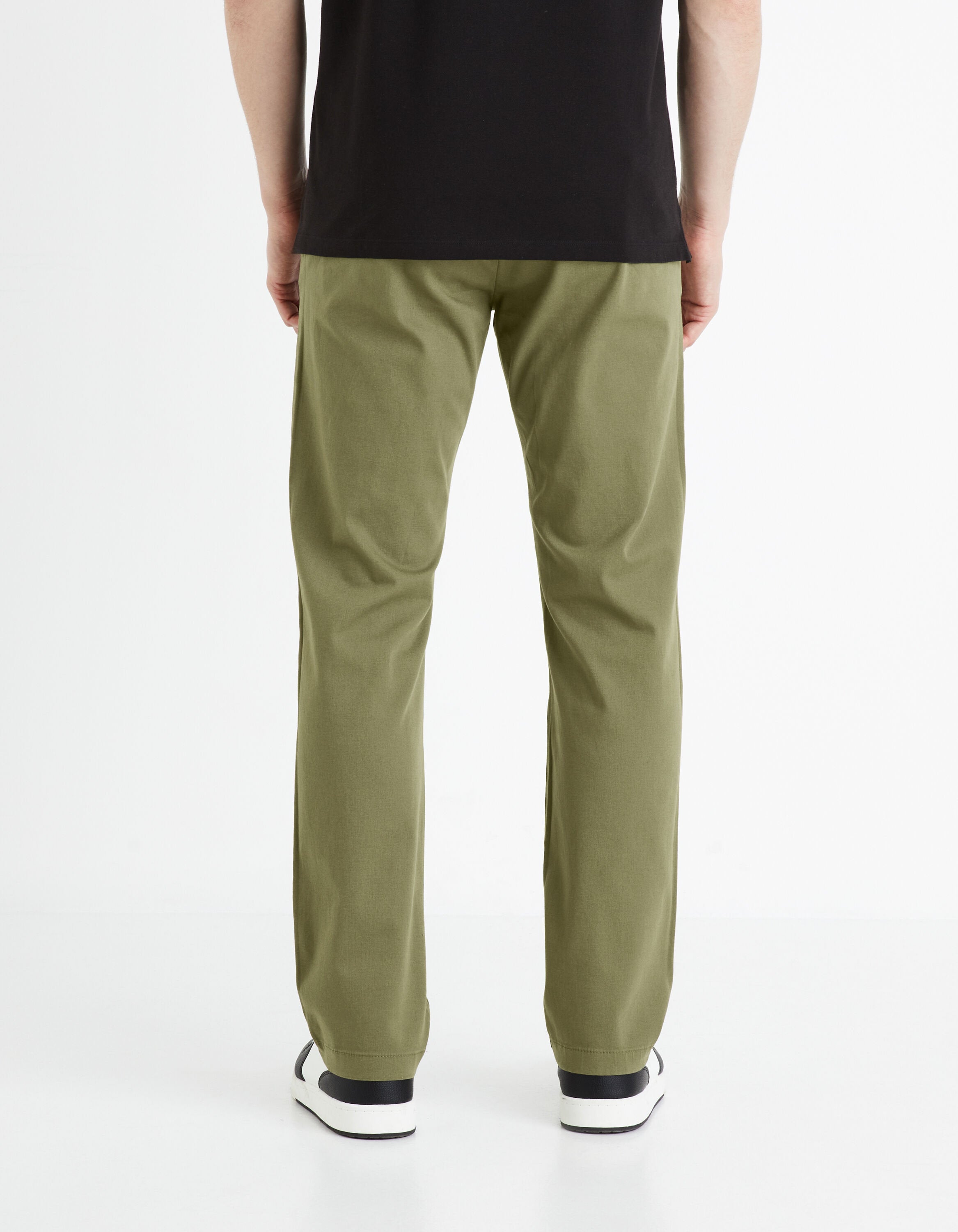 Straight Chino Pants_TOHENRI_KHAKI_04