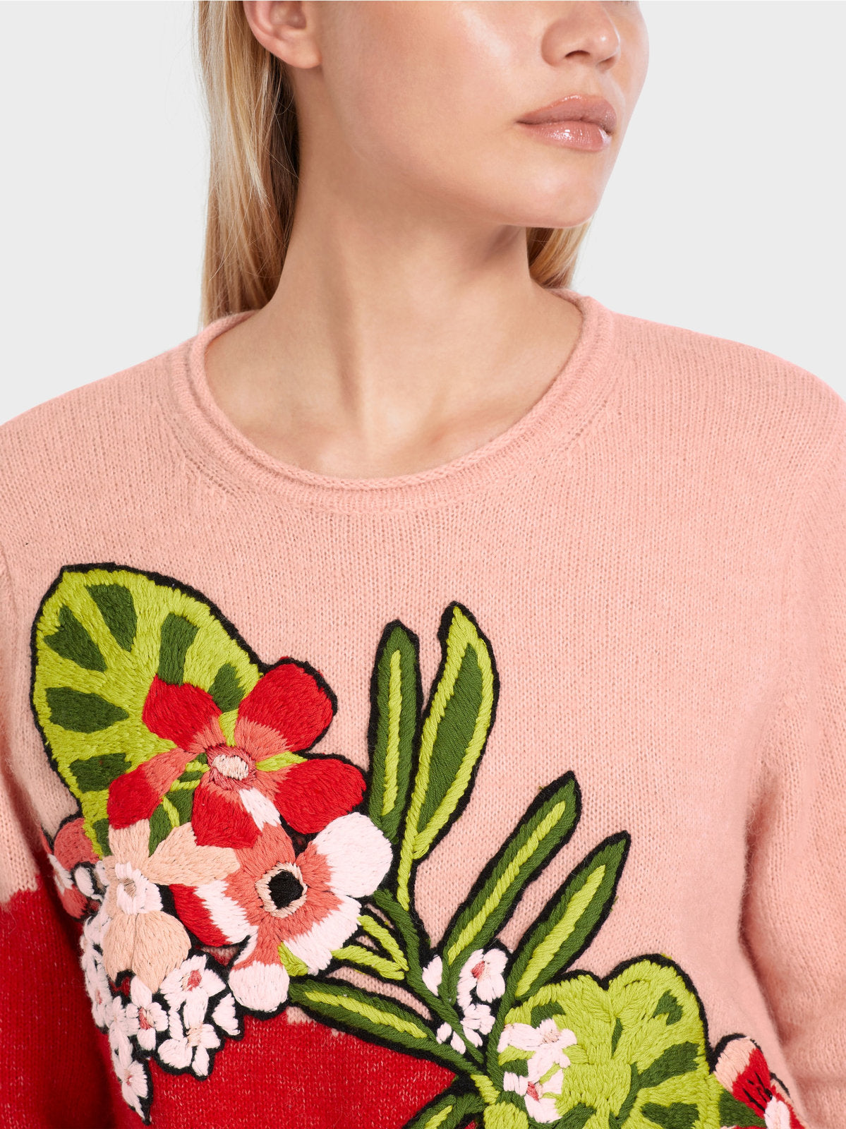 Embroidered "Rethink Together" Sweater_VC 41.50 M59_270_03