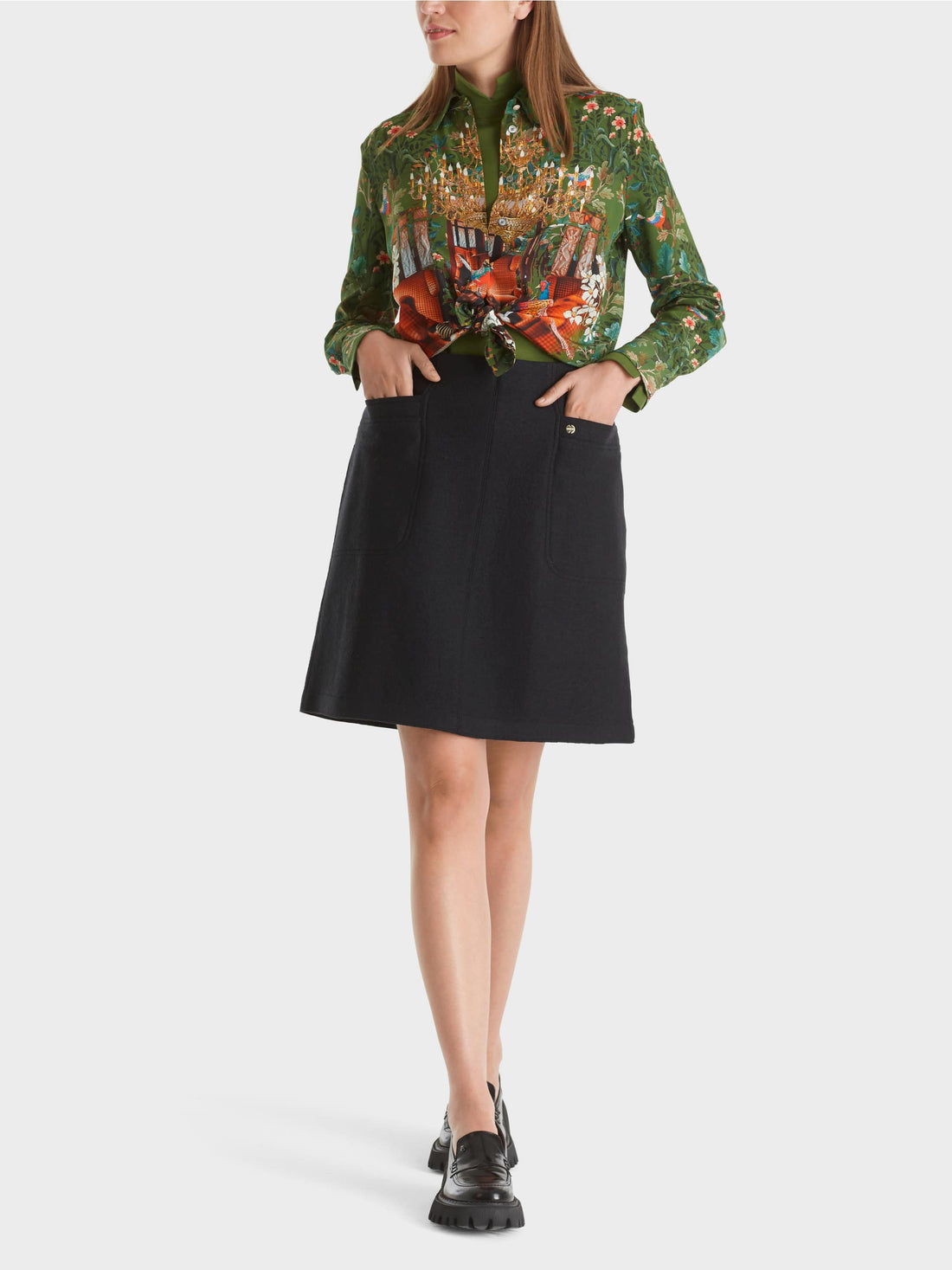 Silk Blouse With Surreal Print_VC 51.41 W72_573_01