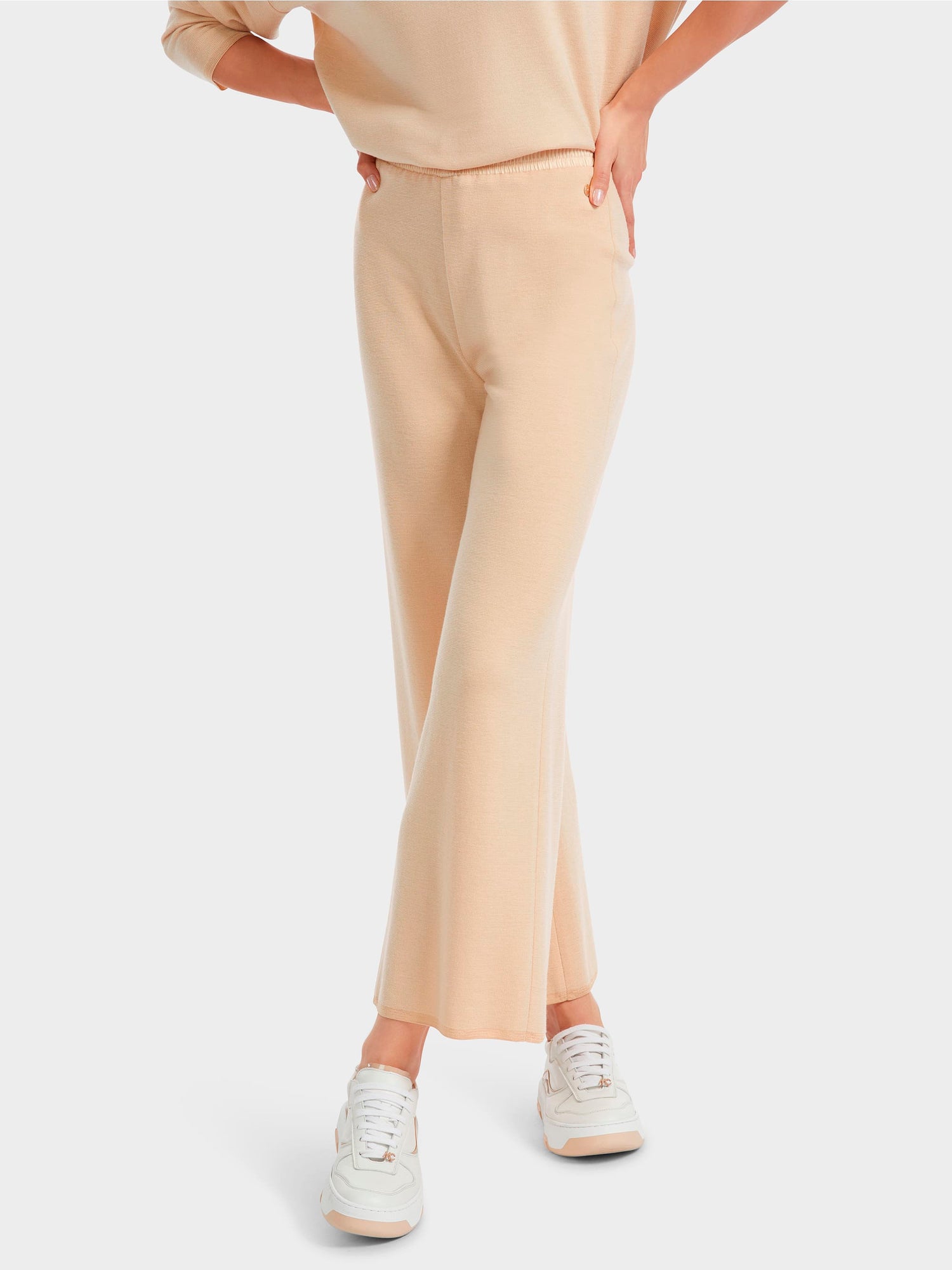Wool Trousers Knitted In Germany_VC 81.02 M32_132_04