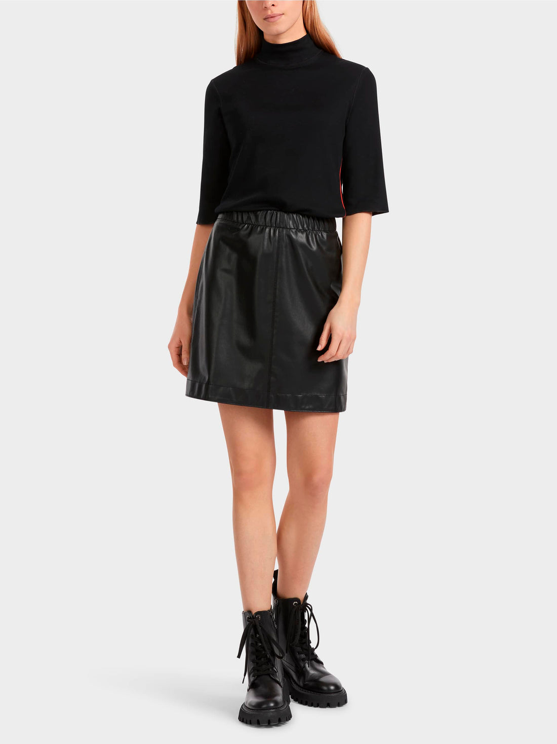 Short Skirt In Fun Leather_VS 31.06 J06_900_01