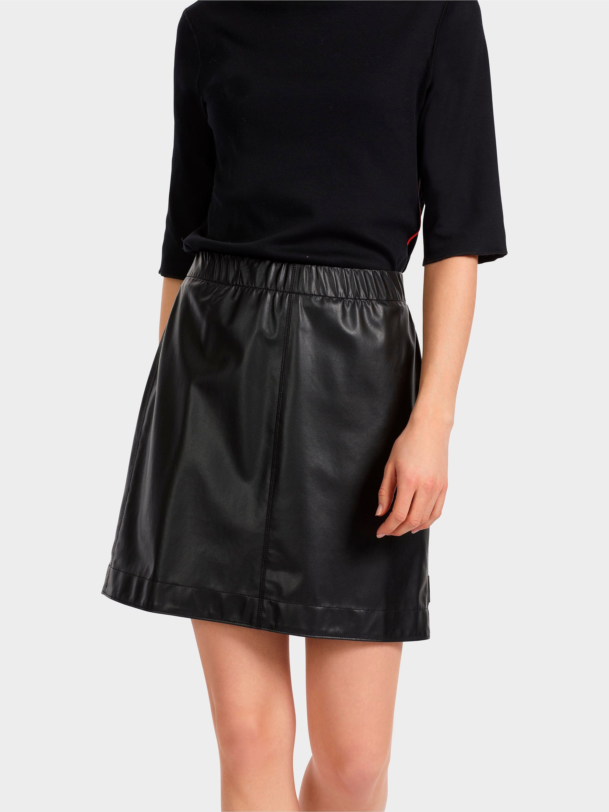 Short Skirt In Fun Leather_VS 31.06 J06_900_05