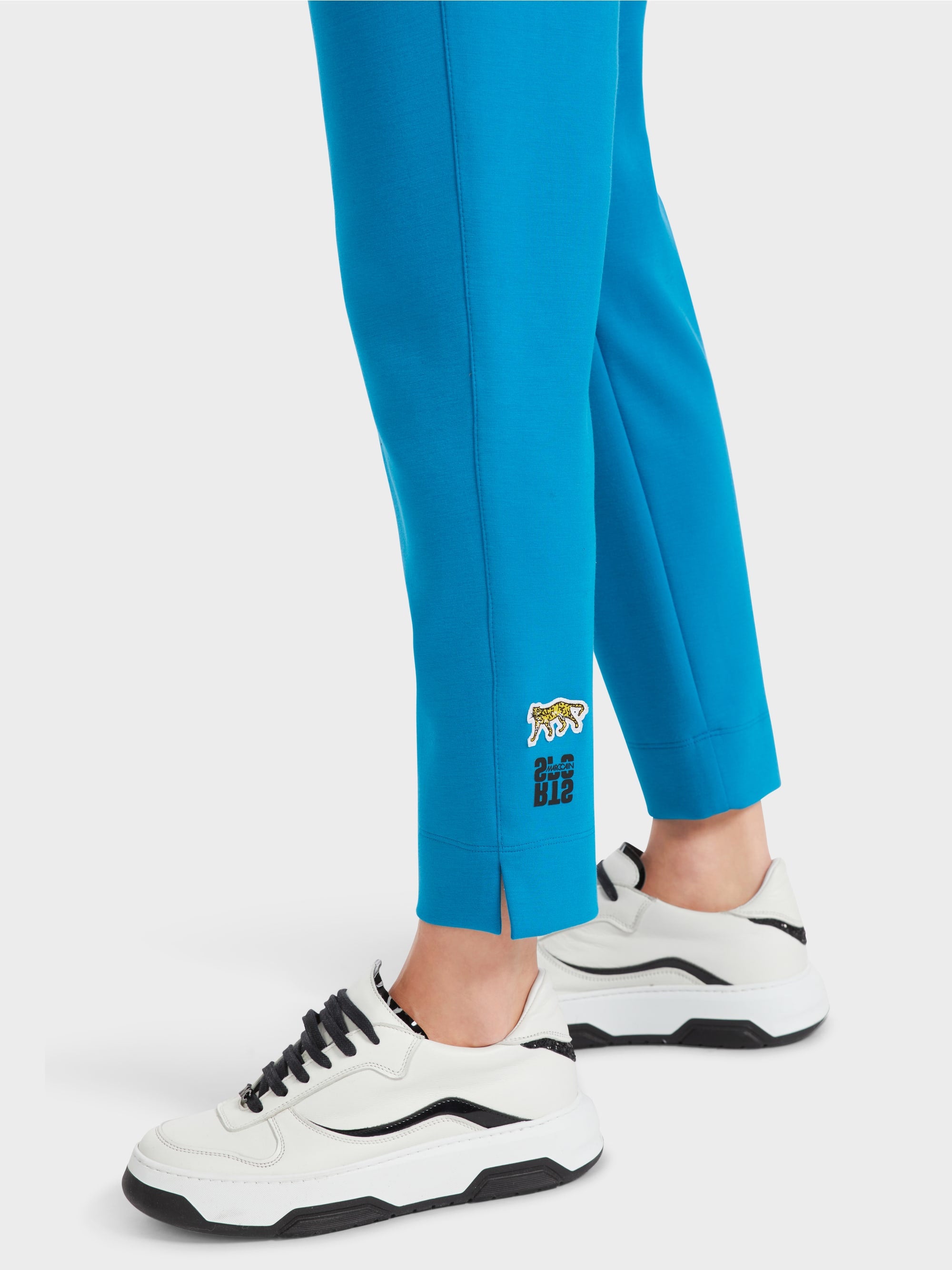 Rhodos Jogging-Style Pants_VS 81.39 J06_346_04