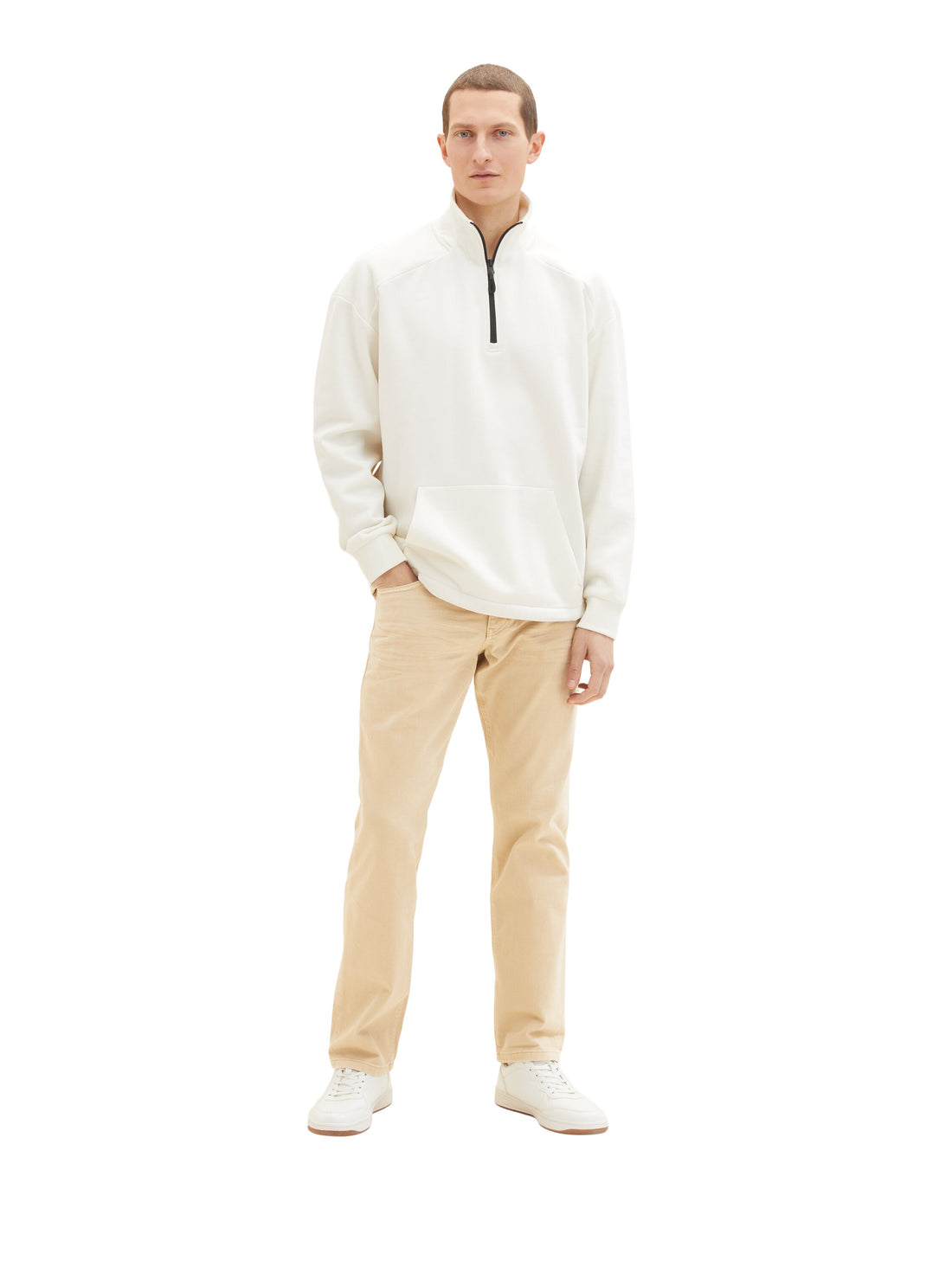 Beige Standard Fit Jeans - BEVAVA