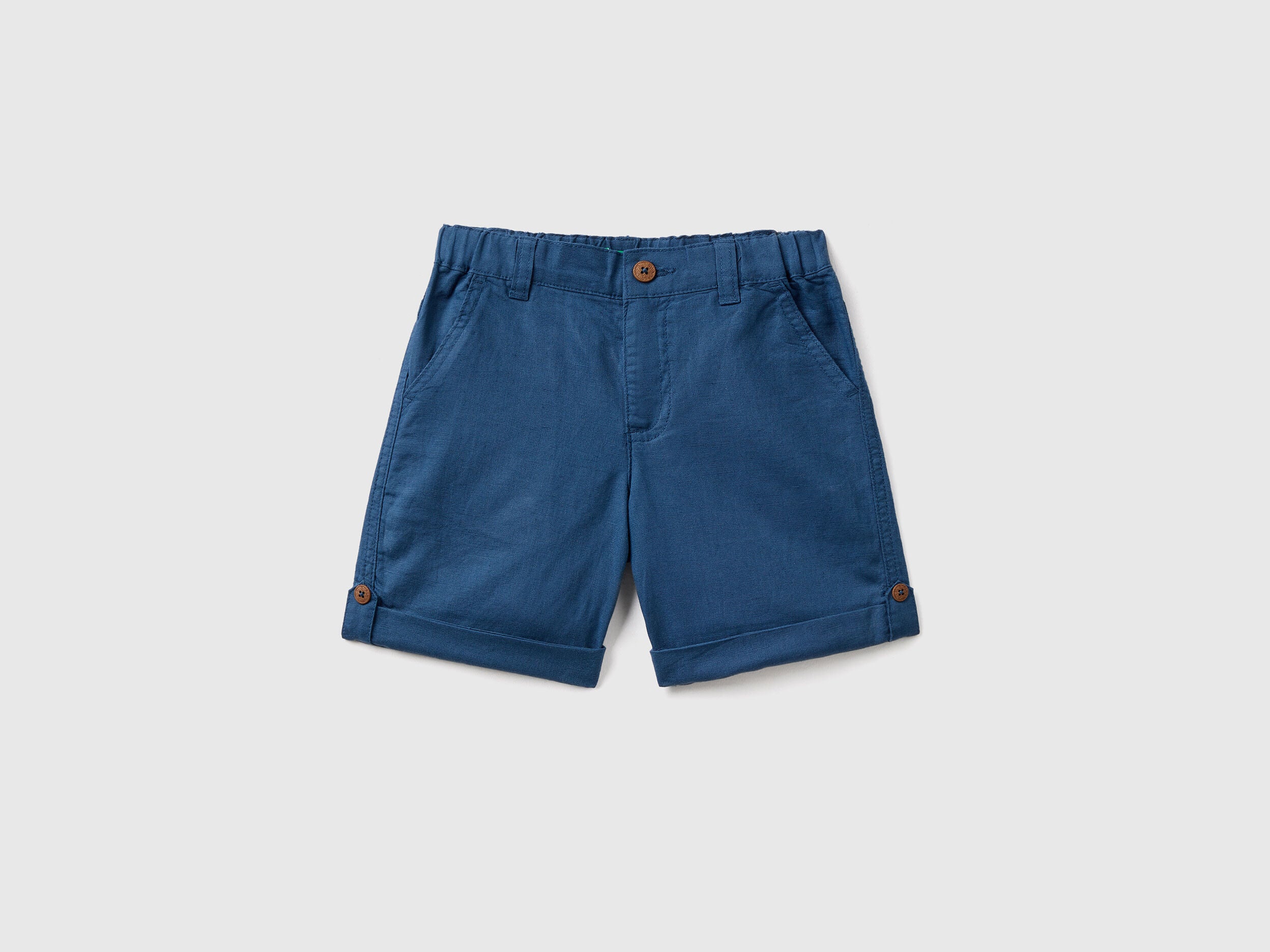 Bermudas In Linen Blend With Turn-Ups