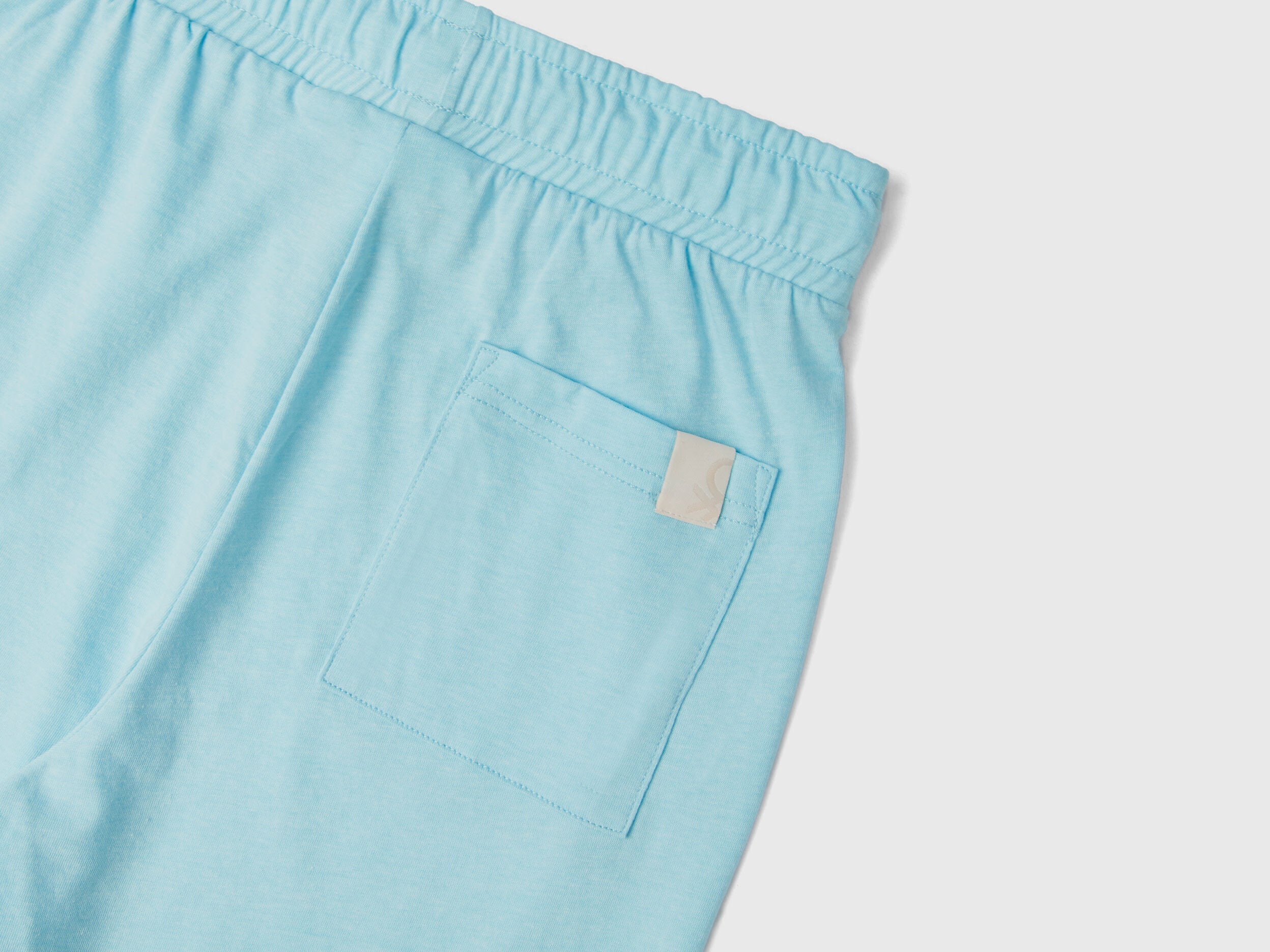 Bermudas In Recycled Fabric With Pocket - 02