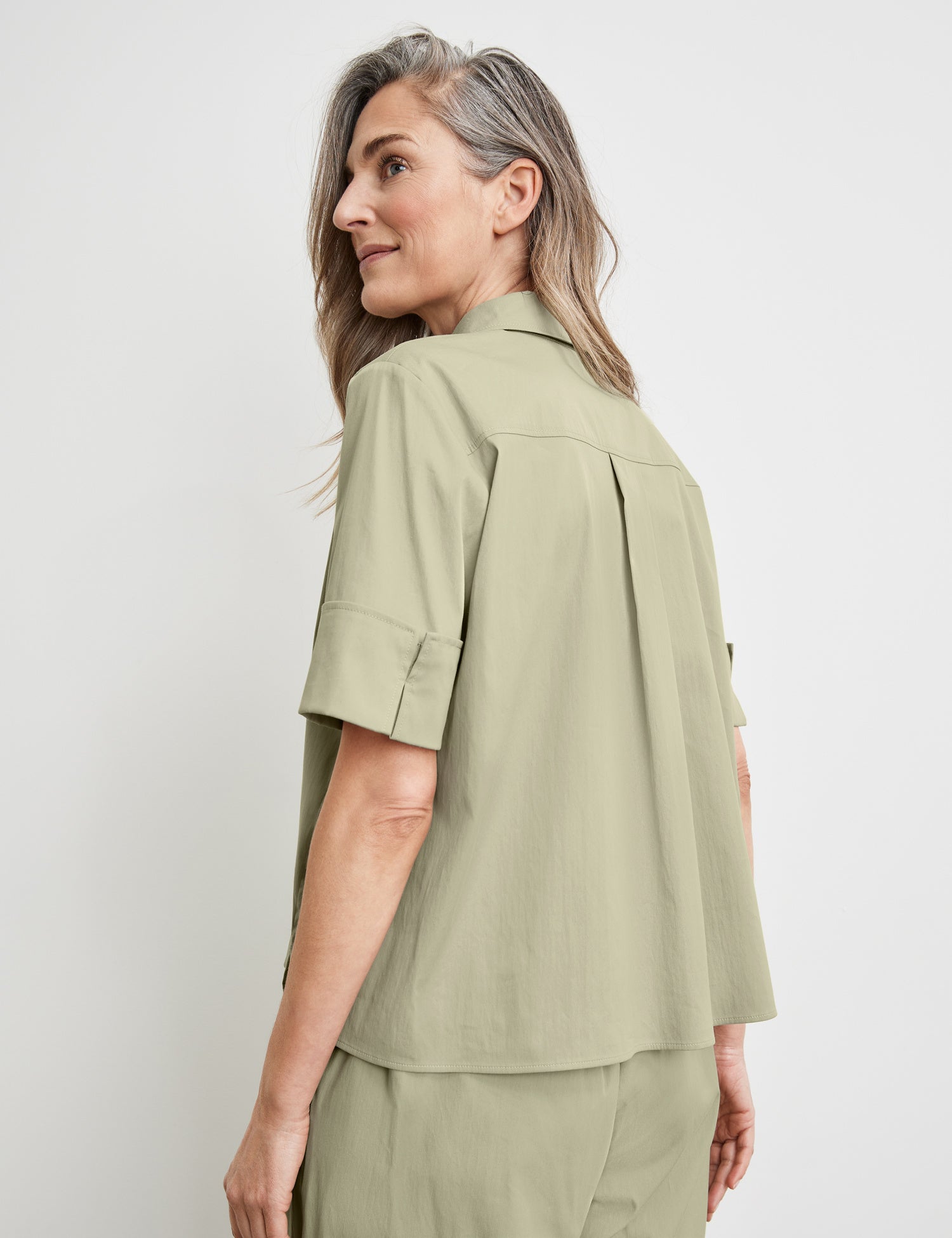 Blouse With Mid-Length Sleeves With Turn-Ups
