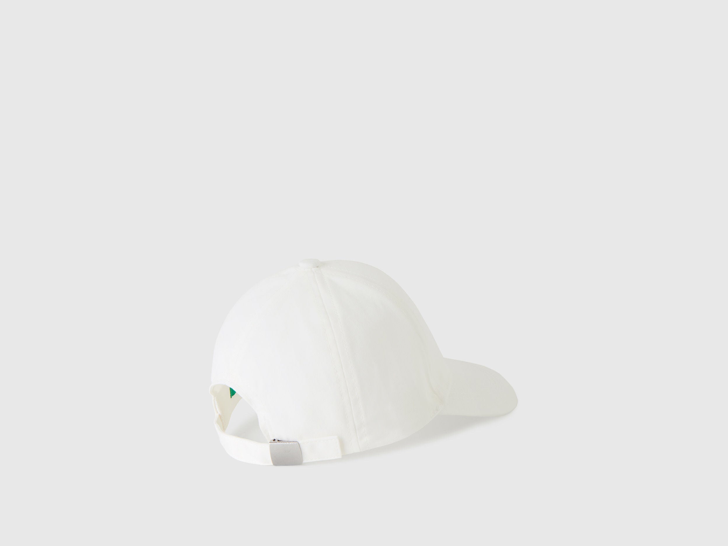 Cap With Visor - 02