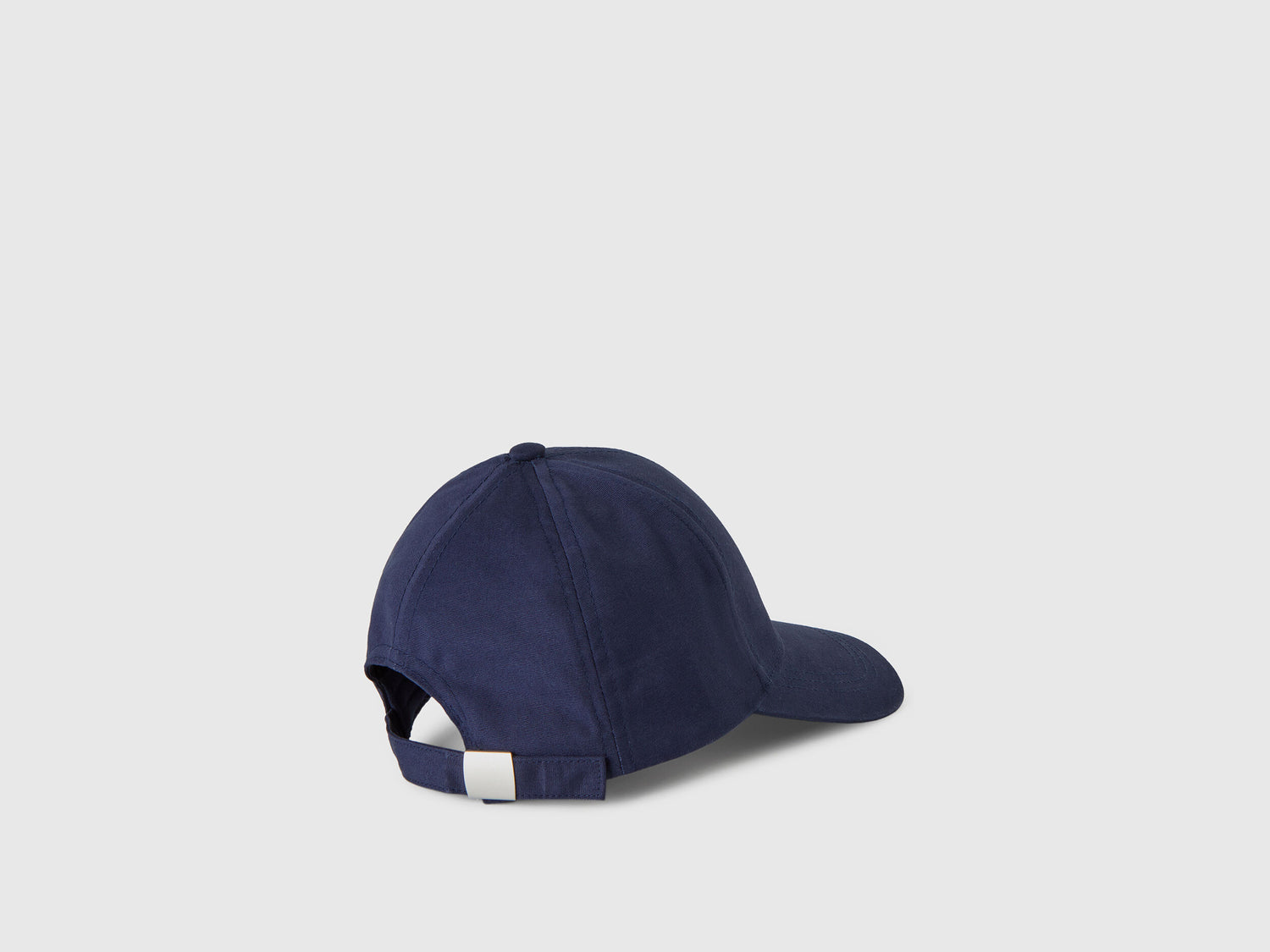 Cap With Visor - 02