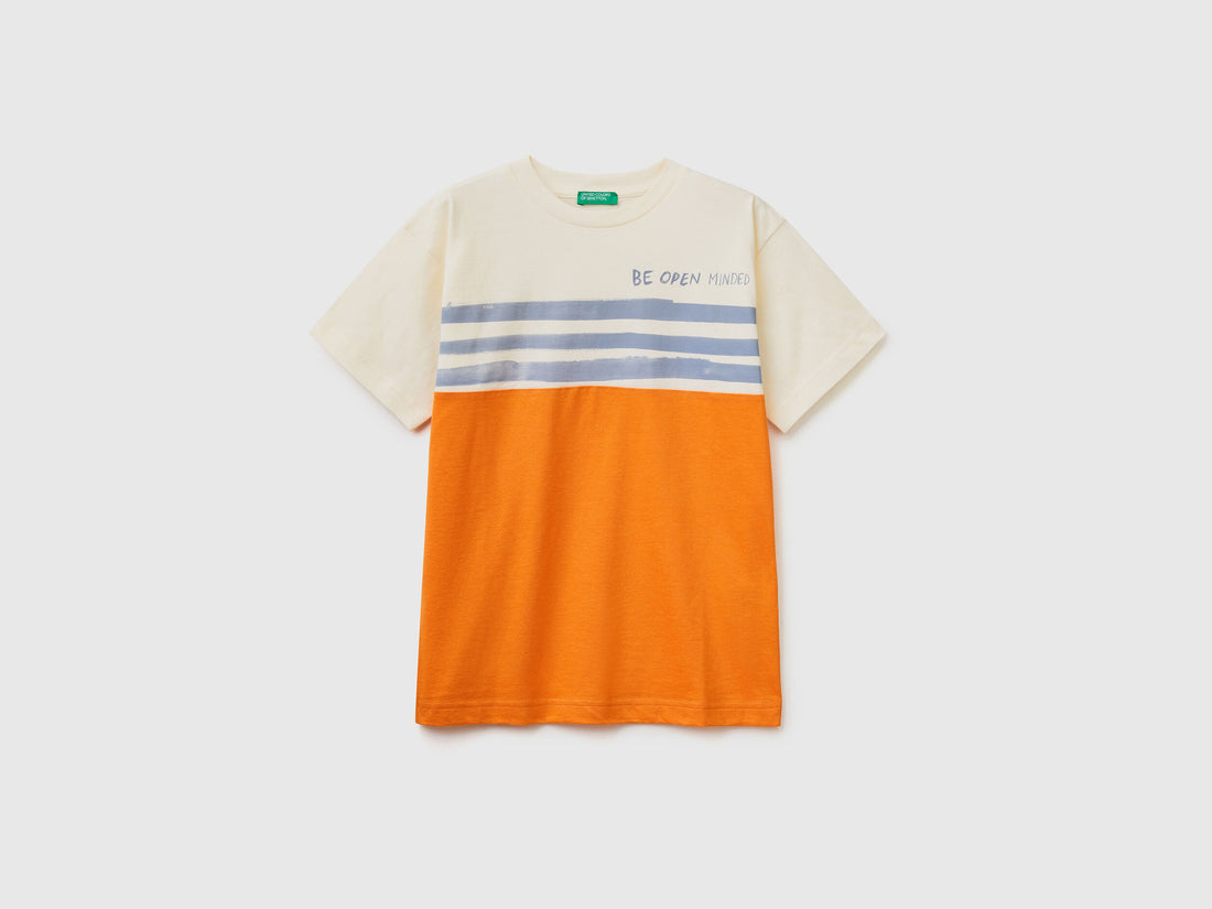 Color Block T-Shirt With Print - 01