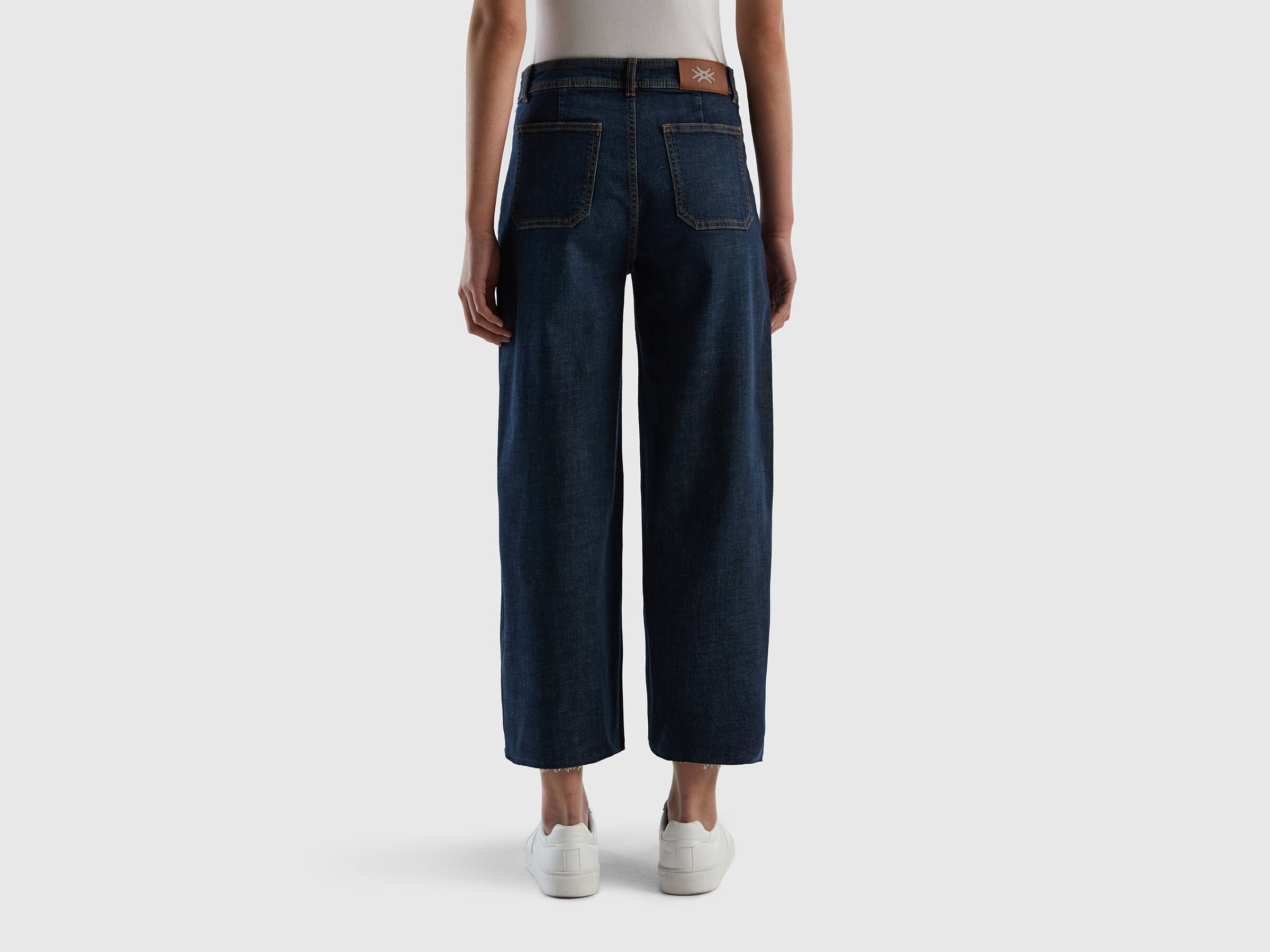 Cropped Jeans With Wide Leg - 03