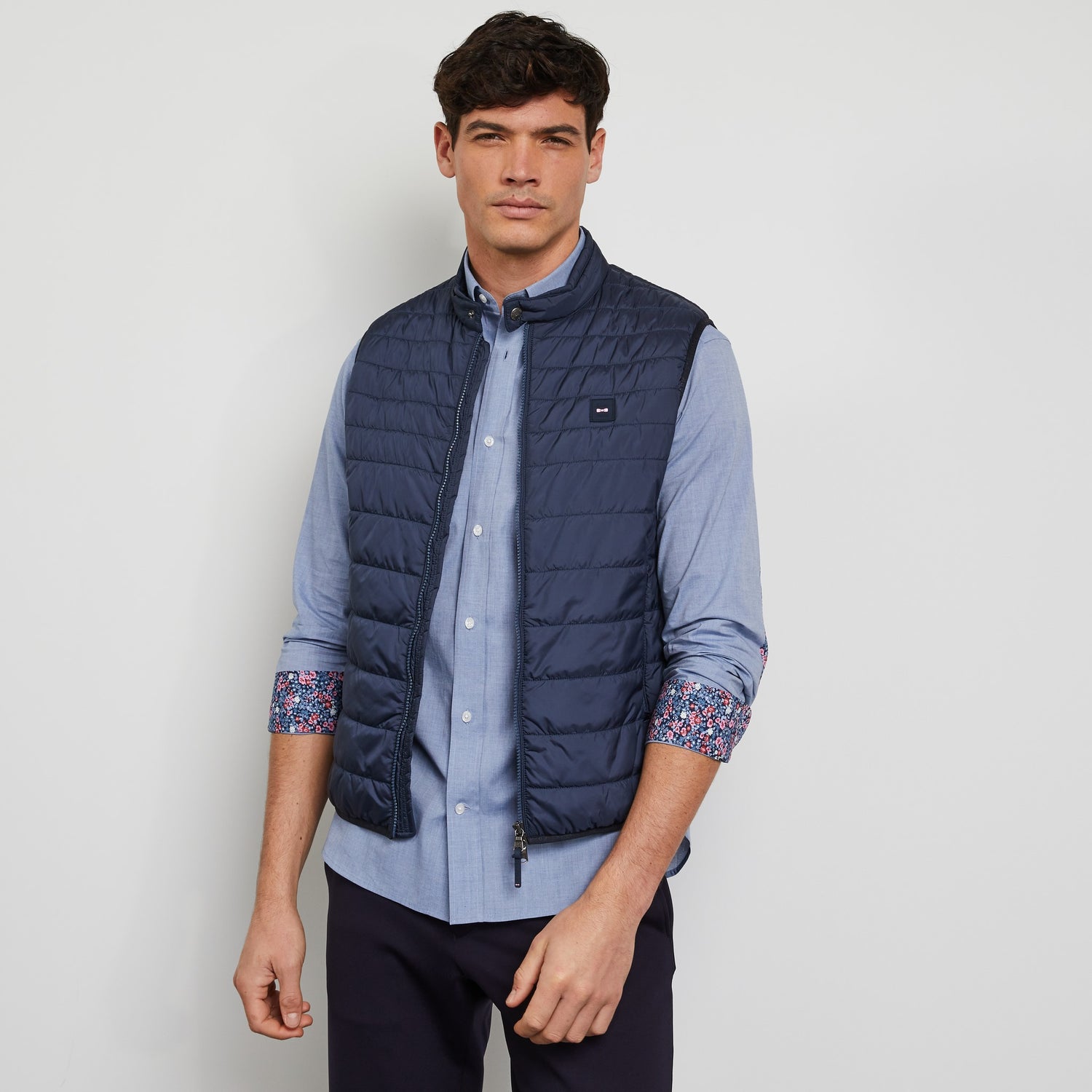 Dark Blue Sleeveless Puffa Jacket - 02