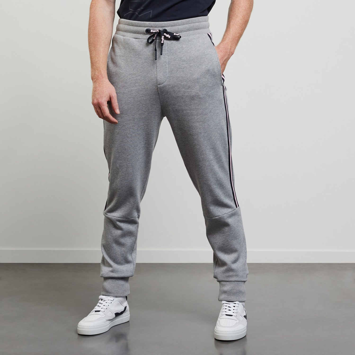 dark-blue-tracksuit-bottoms_e23maijo0005_blf_01