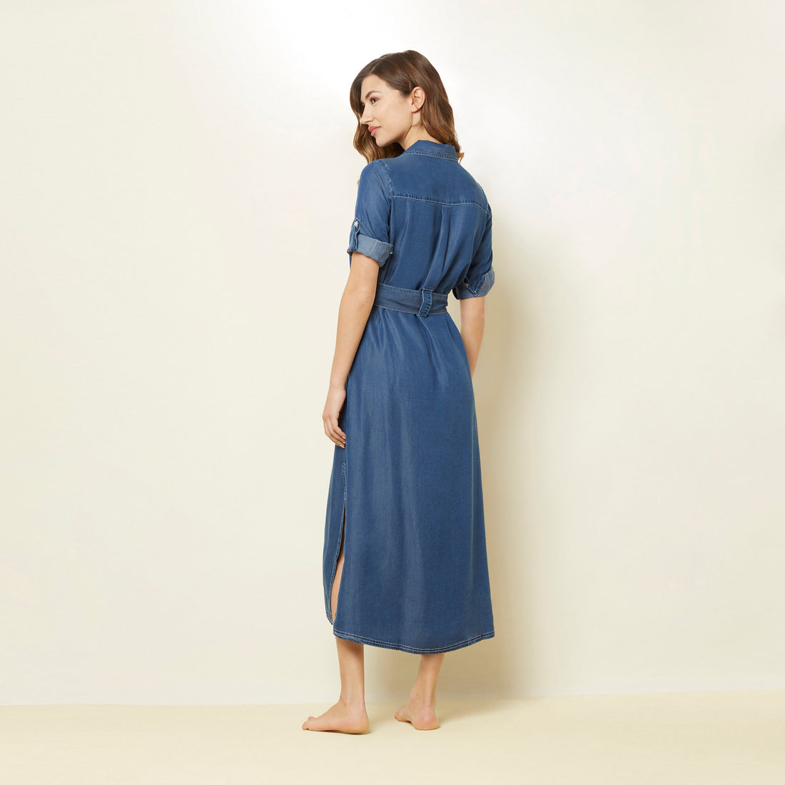 denim-short-sleeve-midi-dress-with-side-slits_aabd161001_denim_02