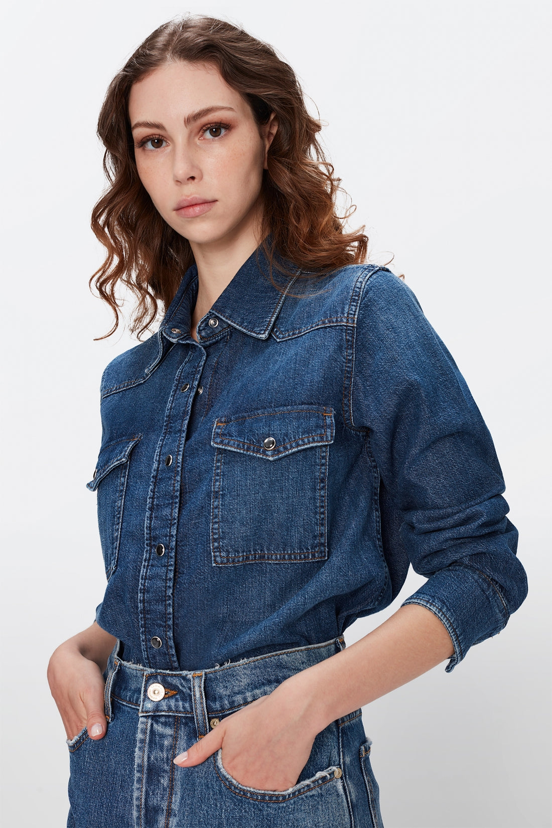 Emilia Shirt Resolution