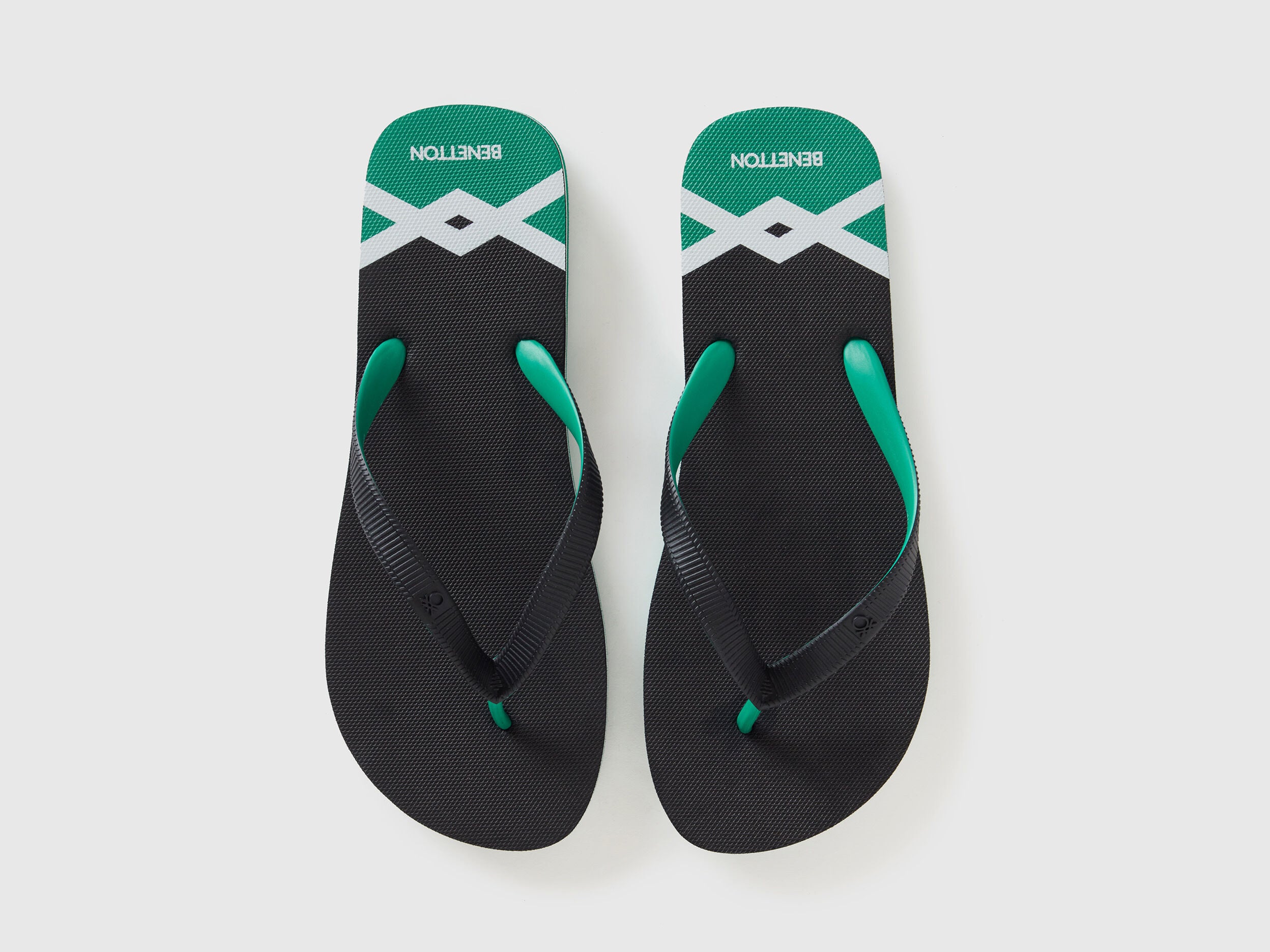 Flip Flops In Lightweight Rubber