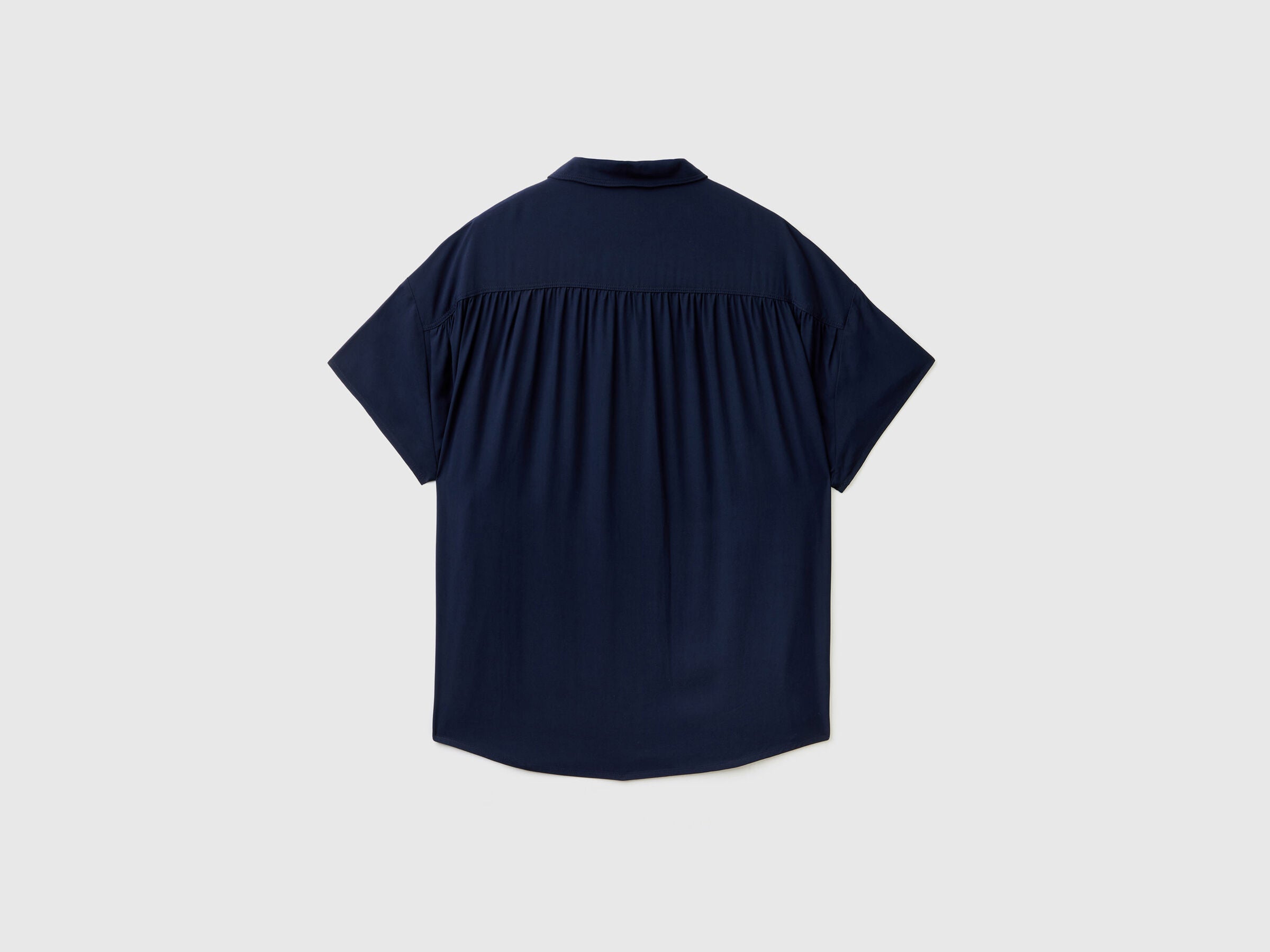 Flowy Shirt In Sustainable Viscose