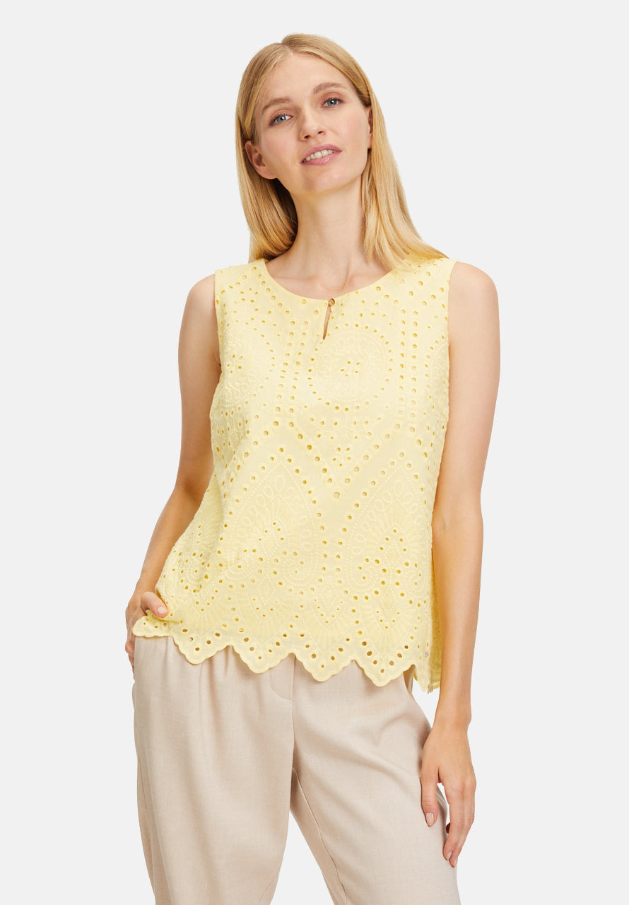 Lace Blouse Without An Arm