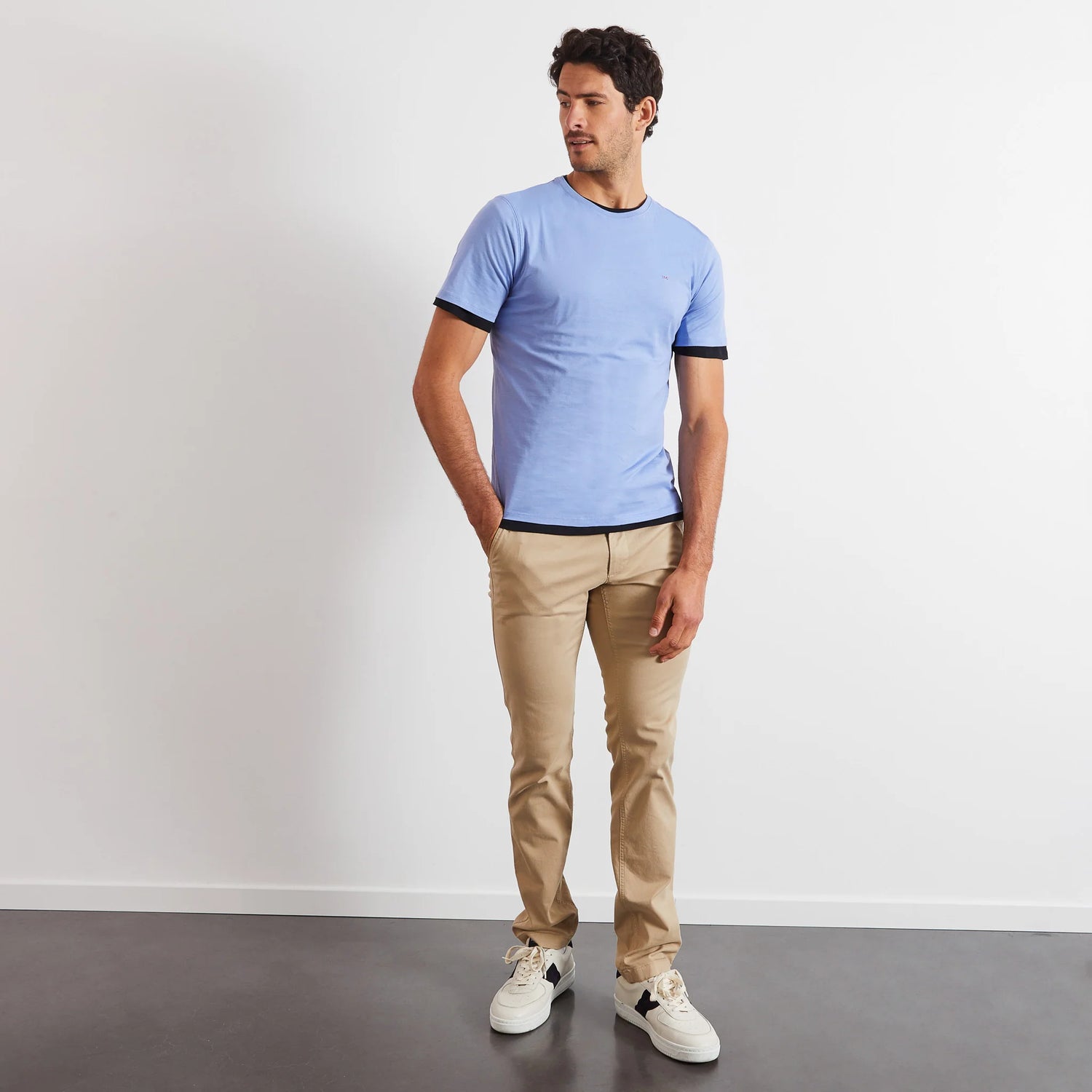 light-blue-stretch-pima-cotton-polo_ppknitce0007_blm3_03