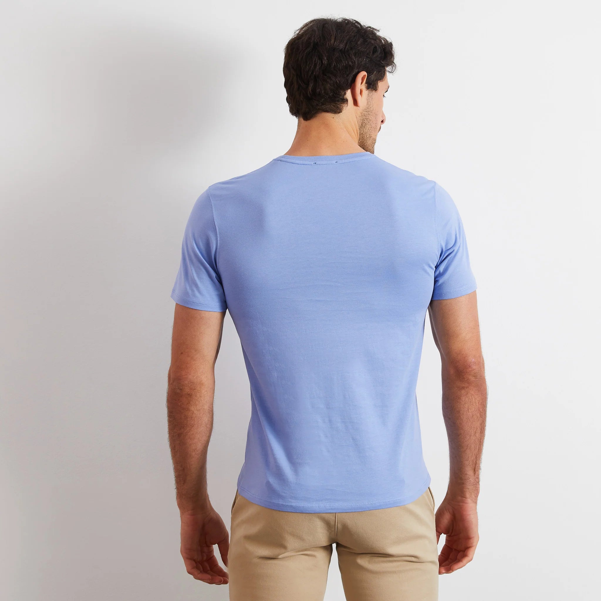 light-blue-stretch-pima-cotton-polo_ppknitce0007_blm3_04