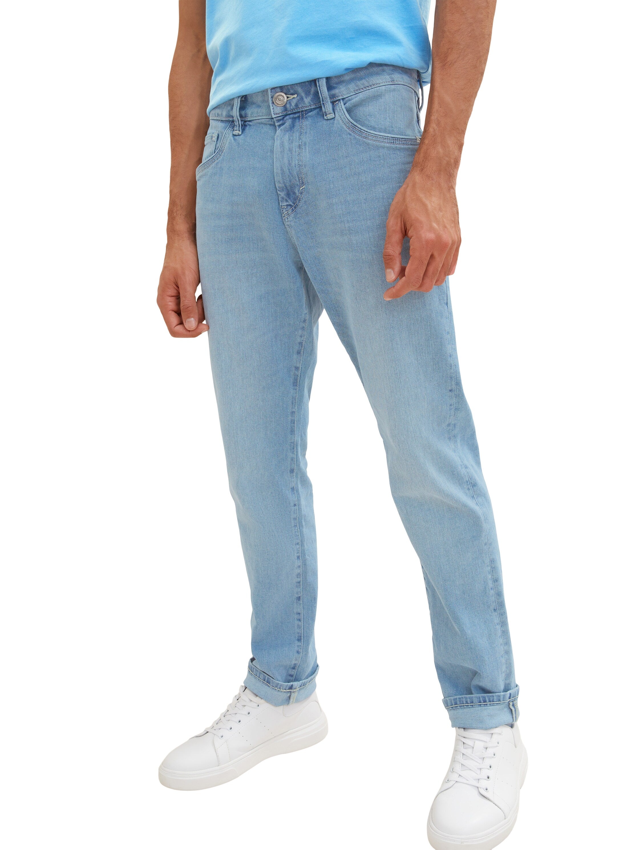 Light Wash Standard Fit Jeans - BEVAVA