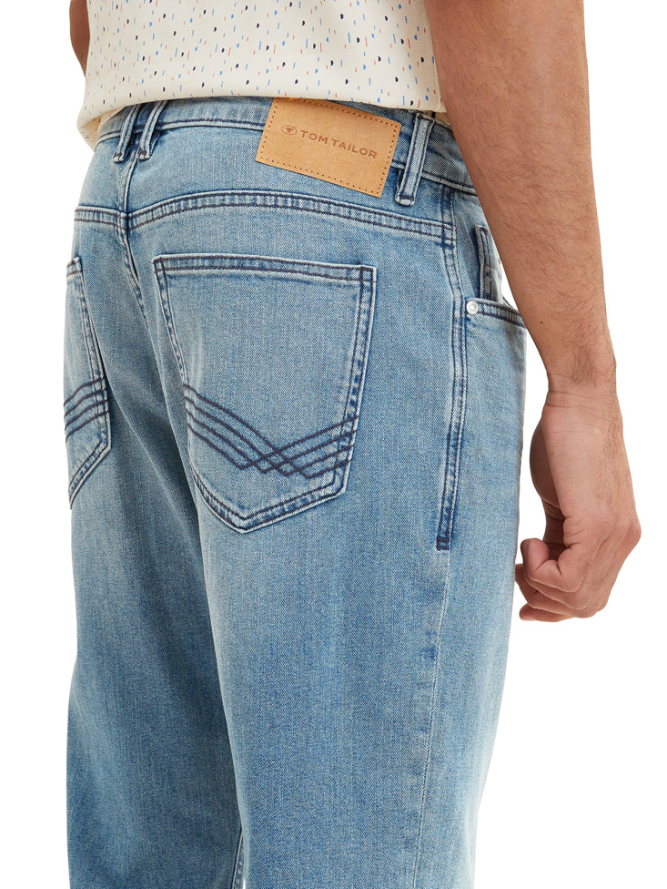 Light Wash Standard Fit Jeans - BEVAVA