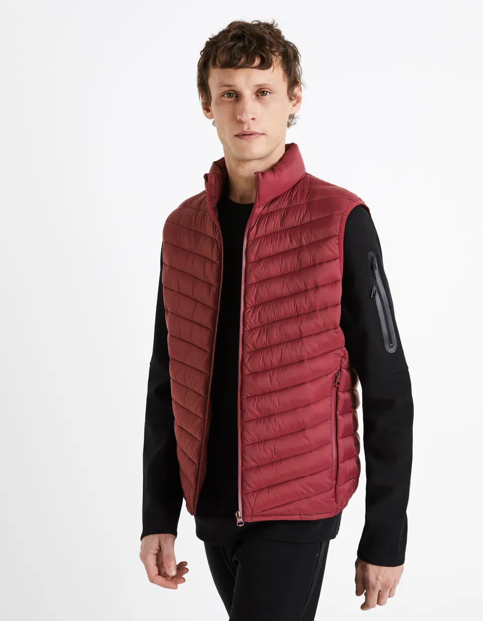 Lightweight Water-Repellent Sleeveless Padded Jacket - Burgundy - 01