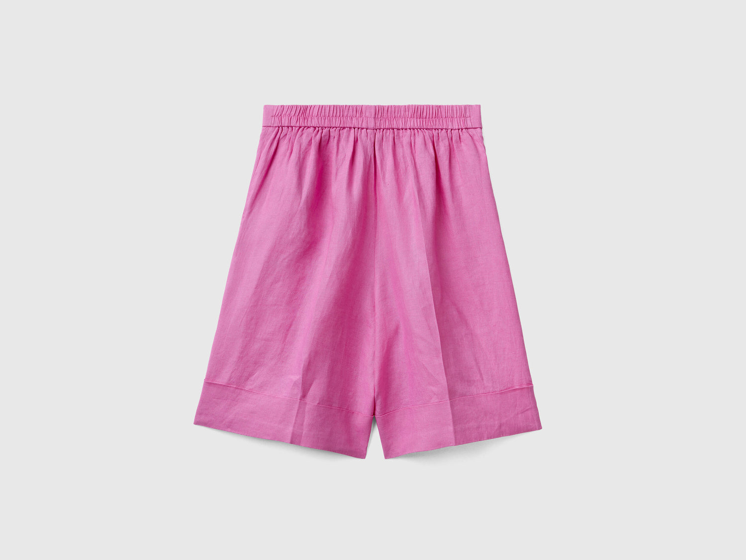 100% Linen Bermudas With Cuffs