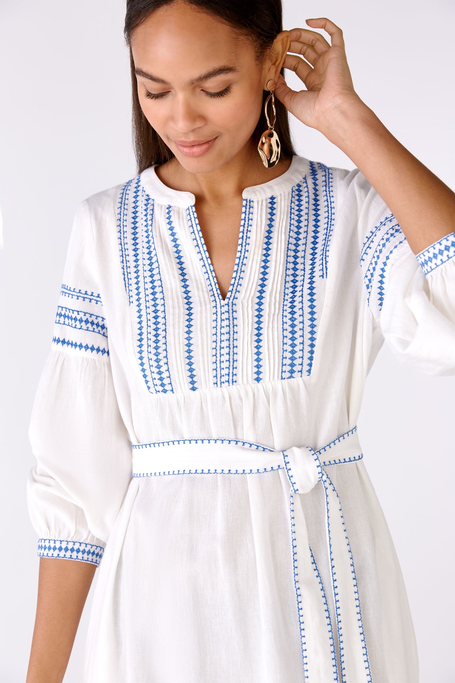 Maxi Dress Made Of Cotton With Contrast Embroidery