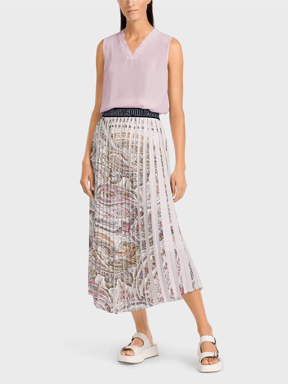 Pleated Skirt With Paisley Print - 01