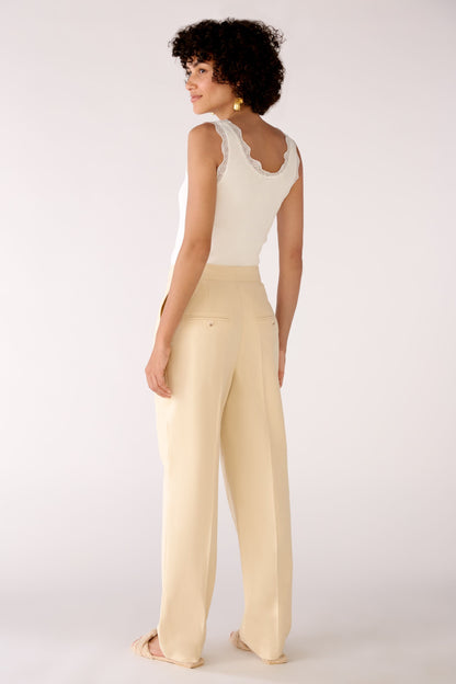 Pleated Trousers In A Light Linen Blend With Stretch