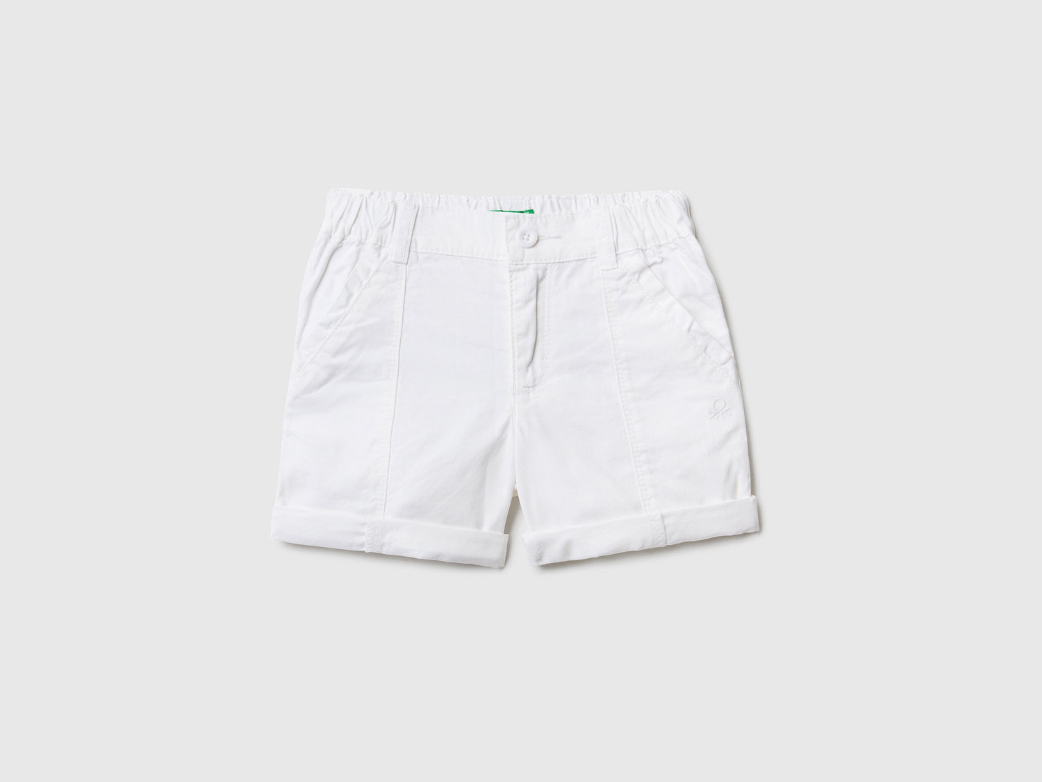 Shorts In Lightweight Cotton