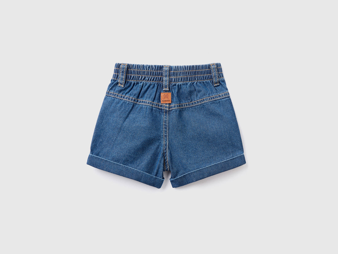 Shorts In Lightweight Denim