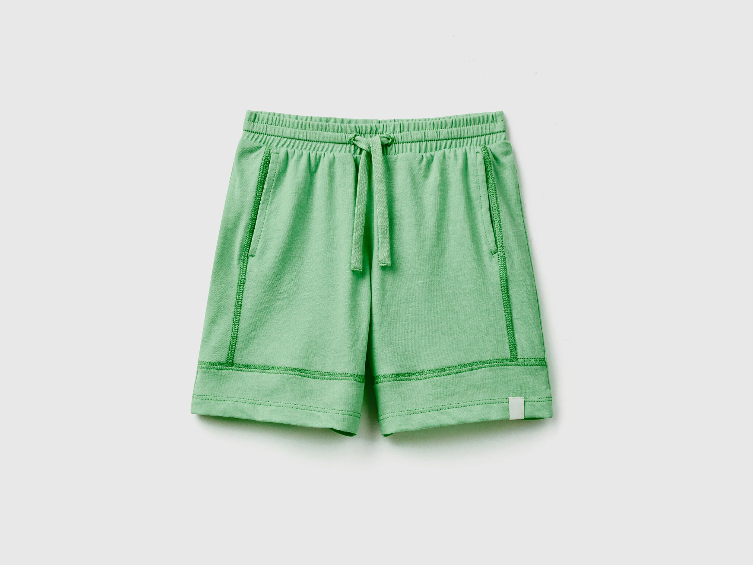 Shorts In Recycled Fabric