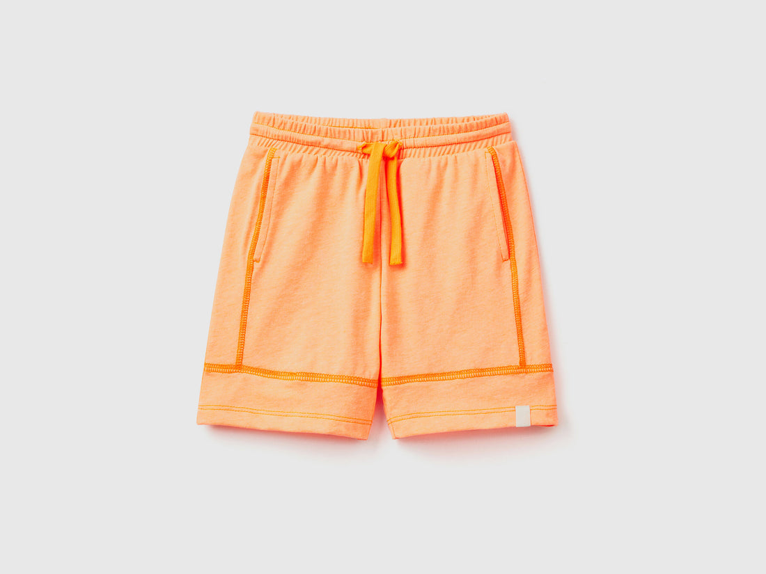 Shorts In Recycled Fabric