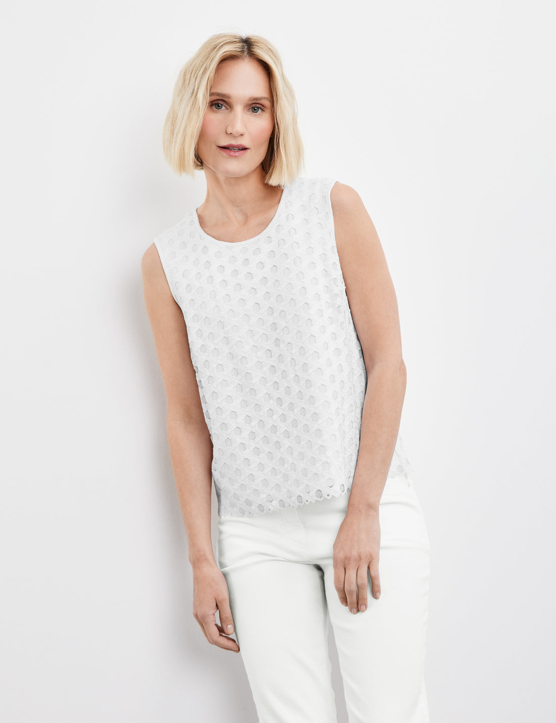 Sleeveless Blouse With Lace