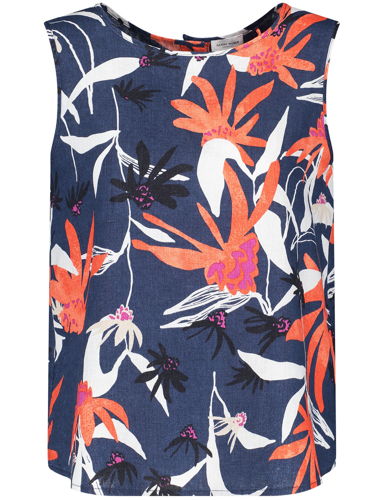 Sleeveless Linen Blouse With A Buttoned Back