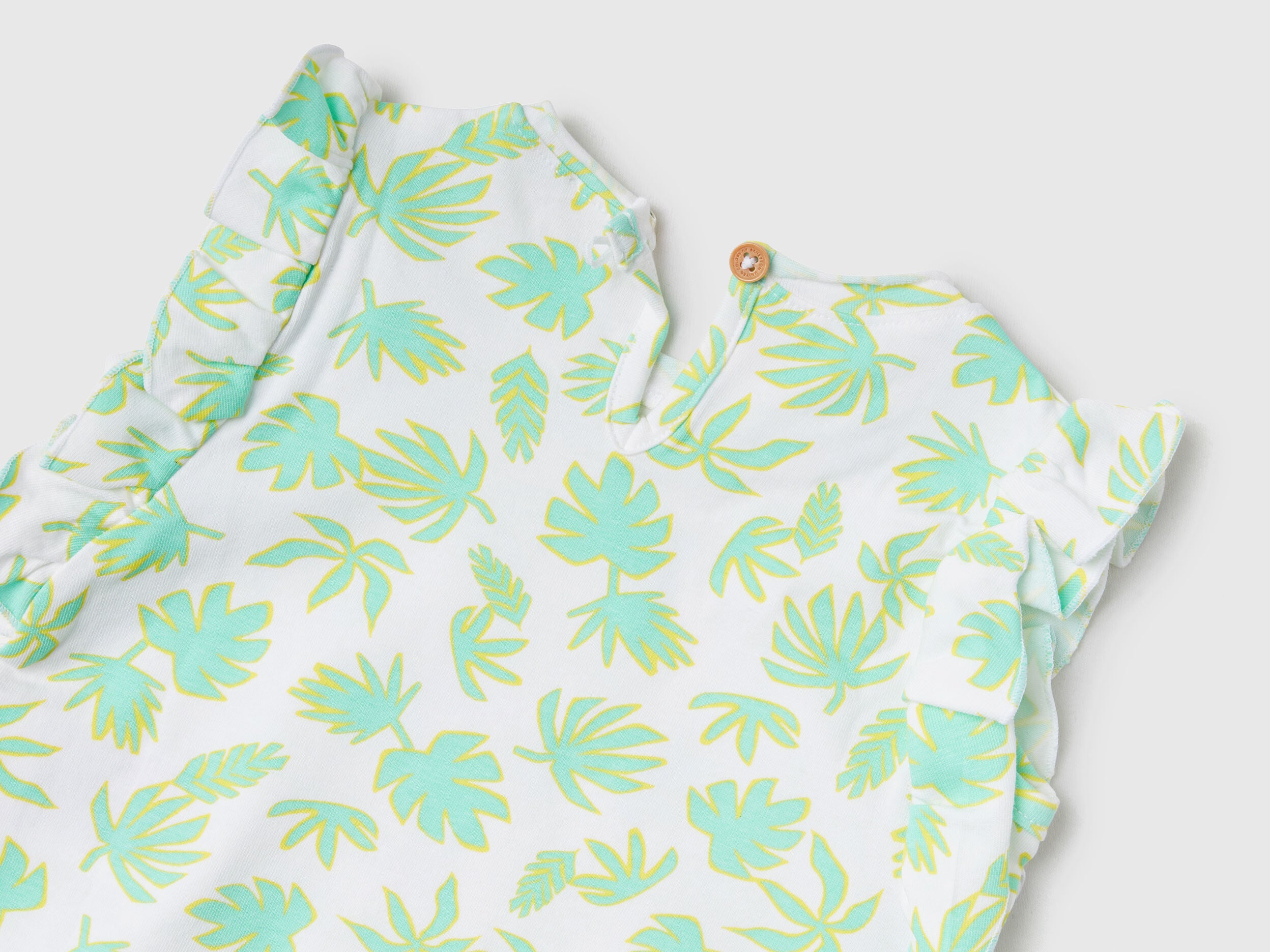 T-Shirt With Tropical Print