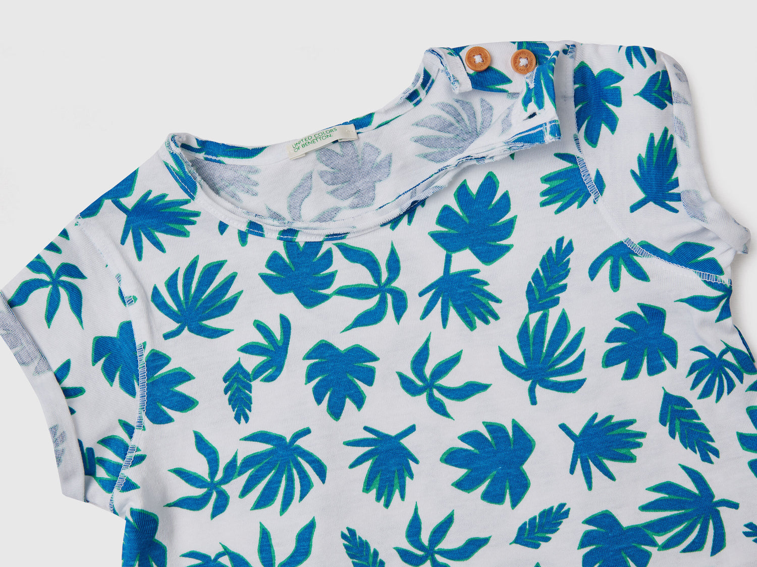 T-Shirt With Tropical Print