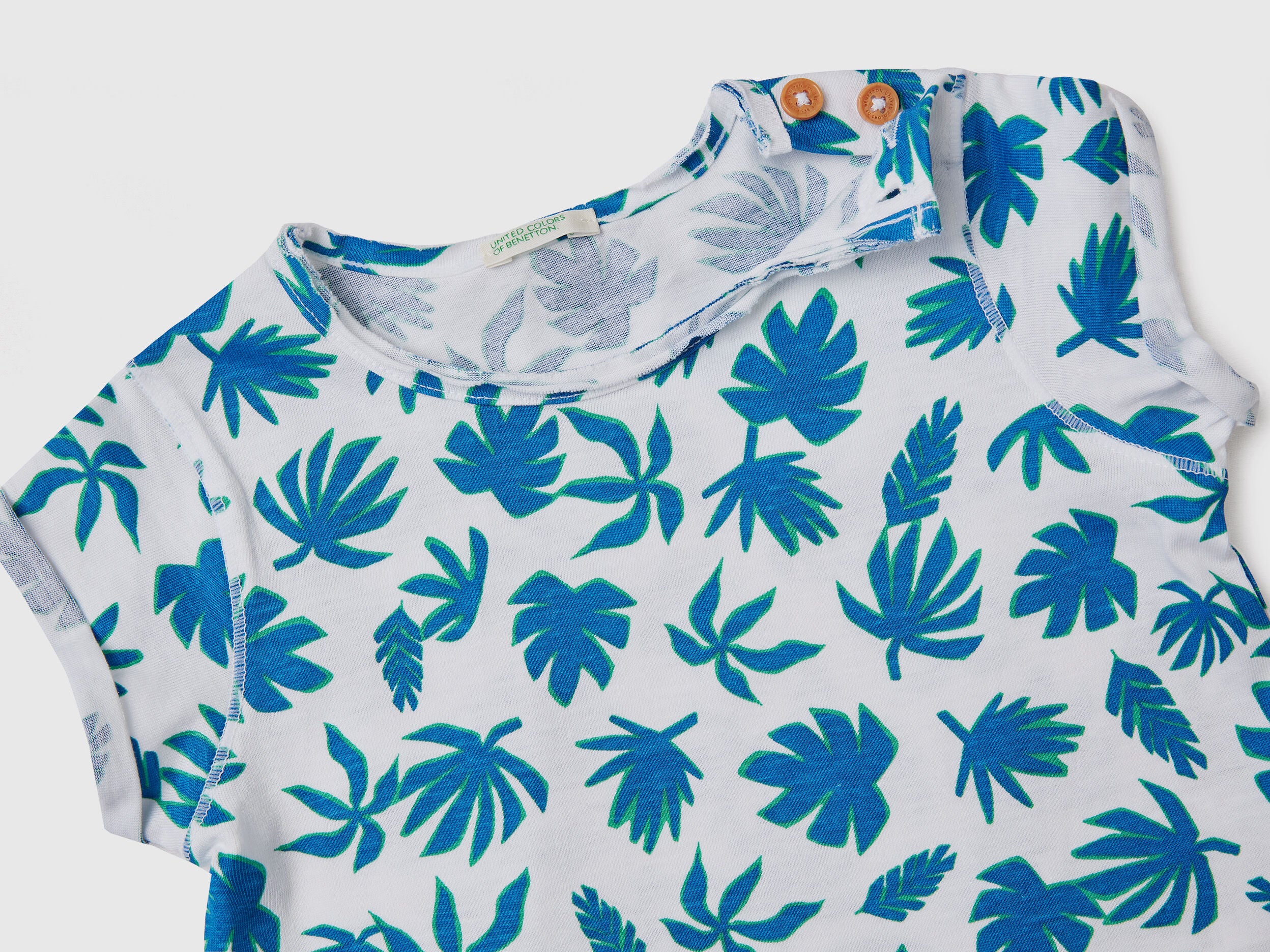 T-Shirt With Tropical Print