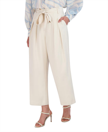 white-tapered-trousers-with-belt_2x01b11_gardenia_03
