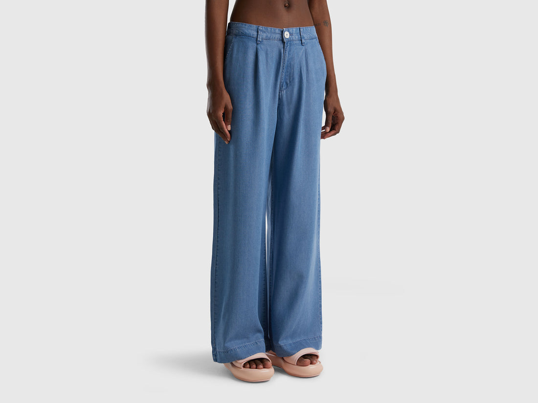 Wide Leg Trousers In Chambray